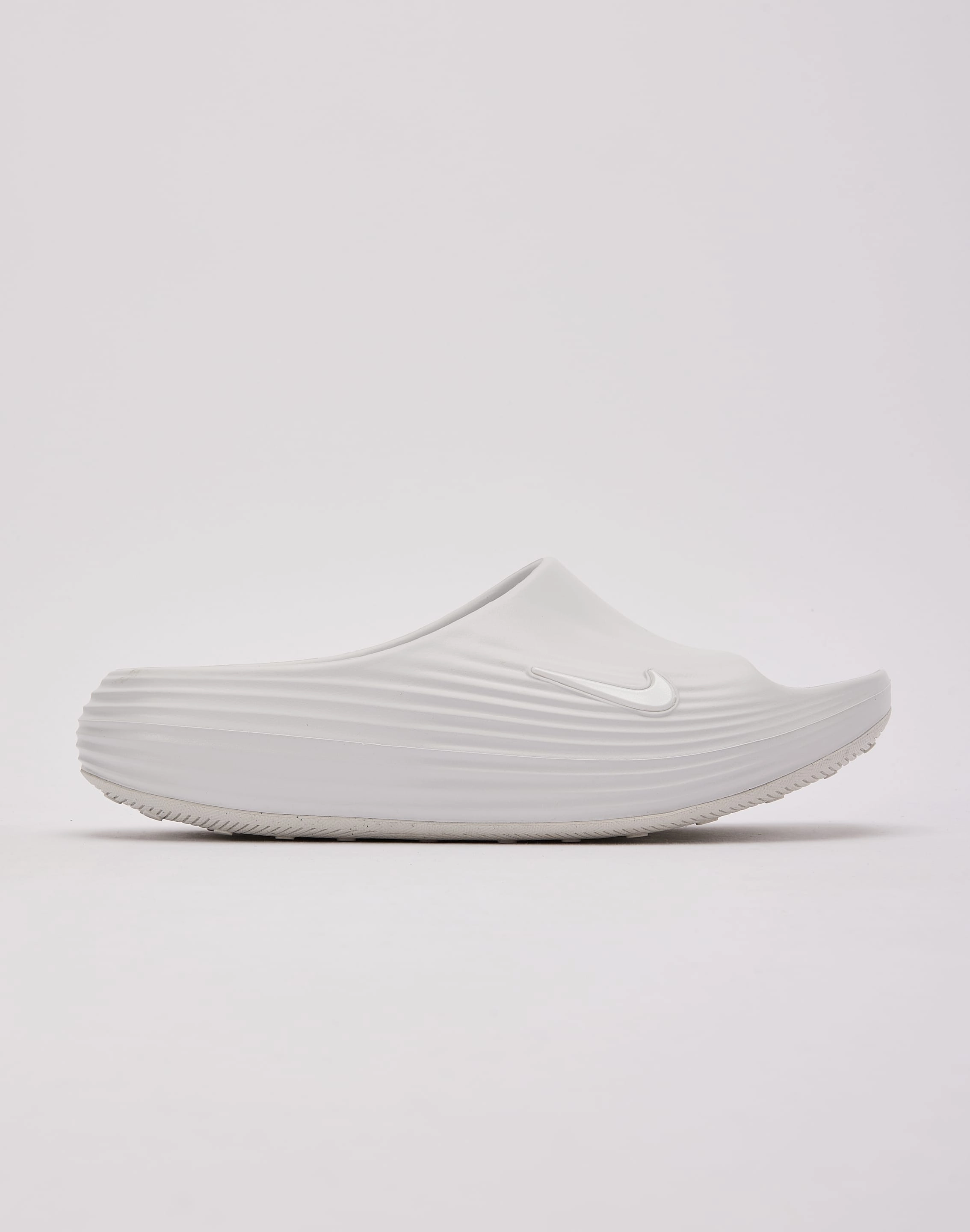 Adjustable Tongue Nike ReactX Rejuven8 Slides