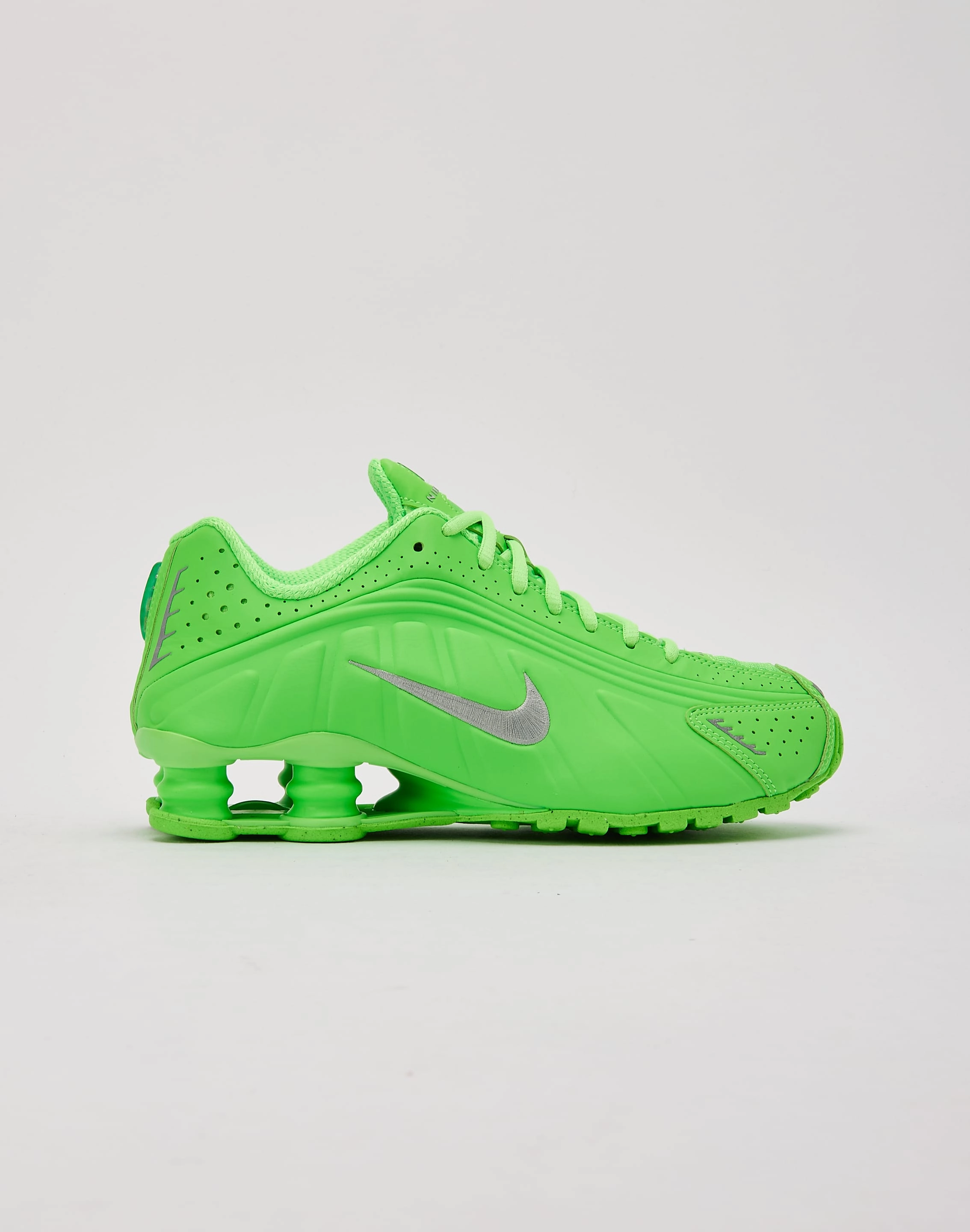 Street Mode Nike Shox R4