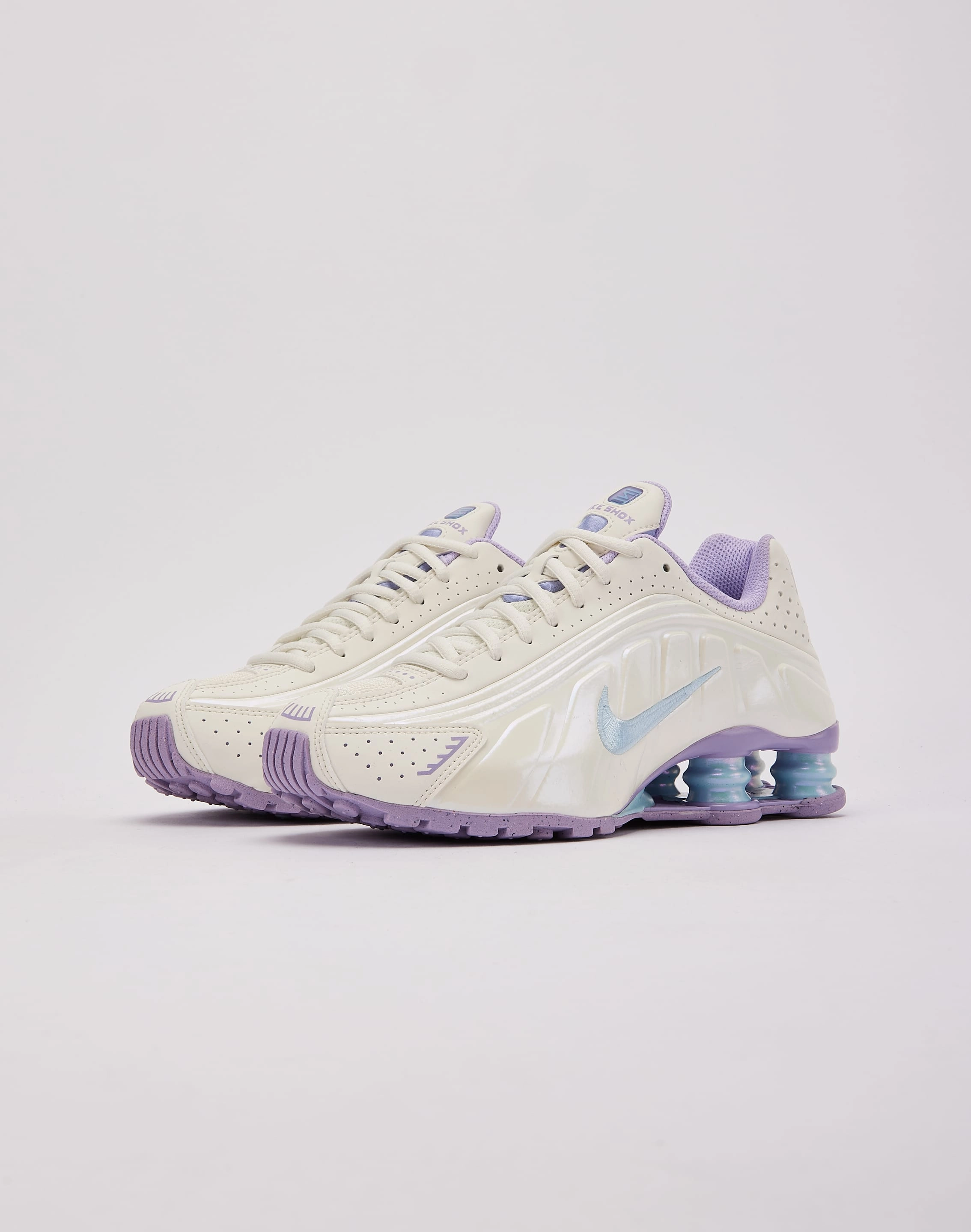 Bold flair Short Nike Shox R4 Grade-School