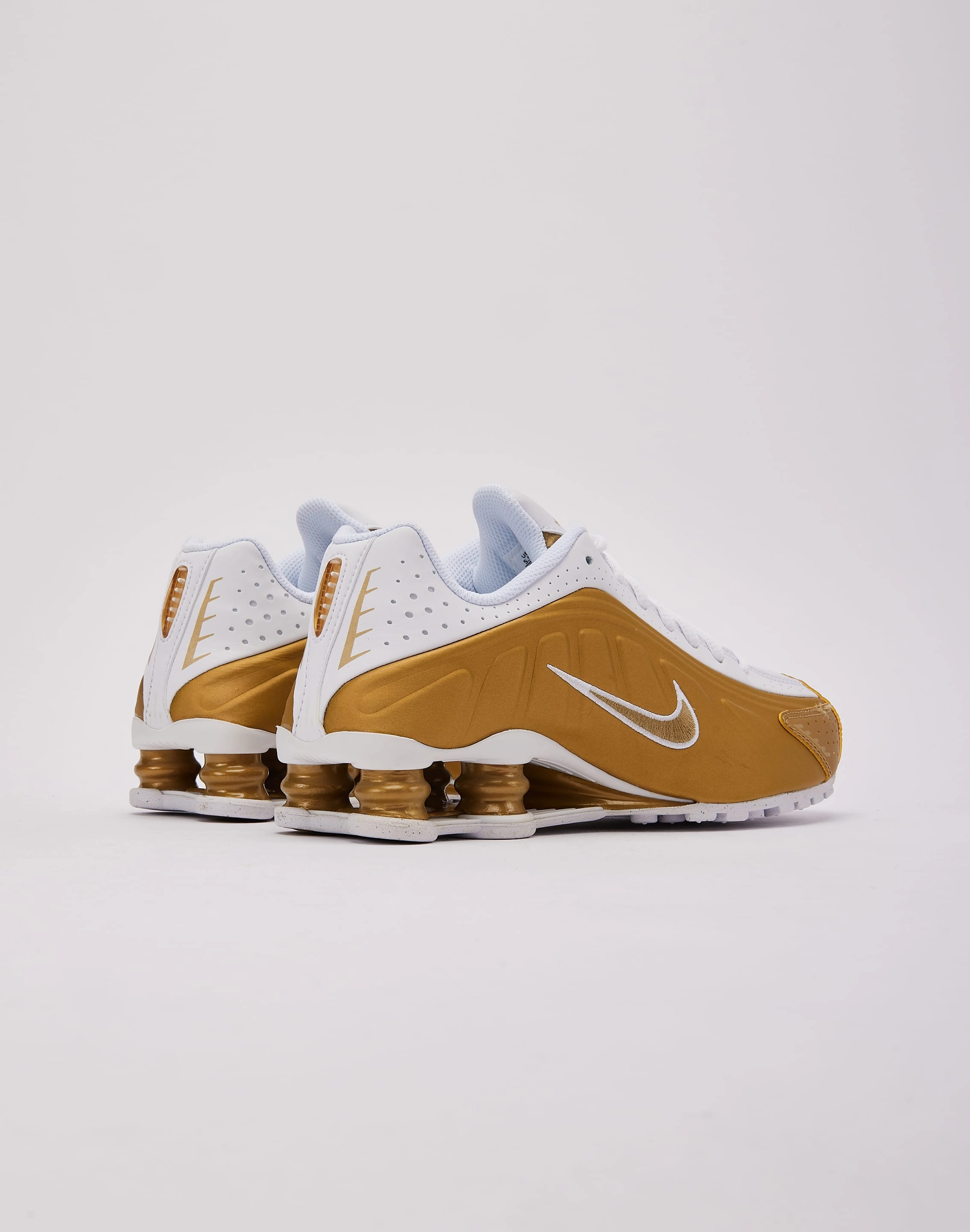 Plush traction Abrasion Resistant Fabric Nike Shox R4 Grade-School