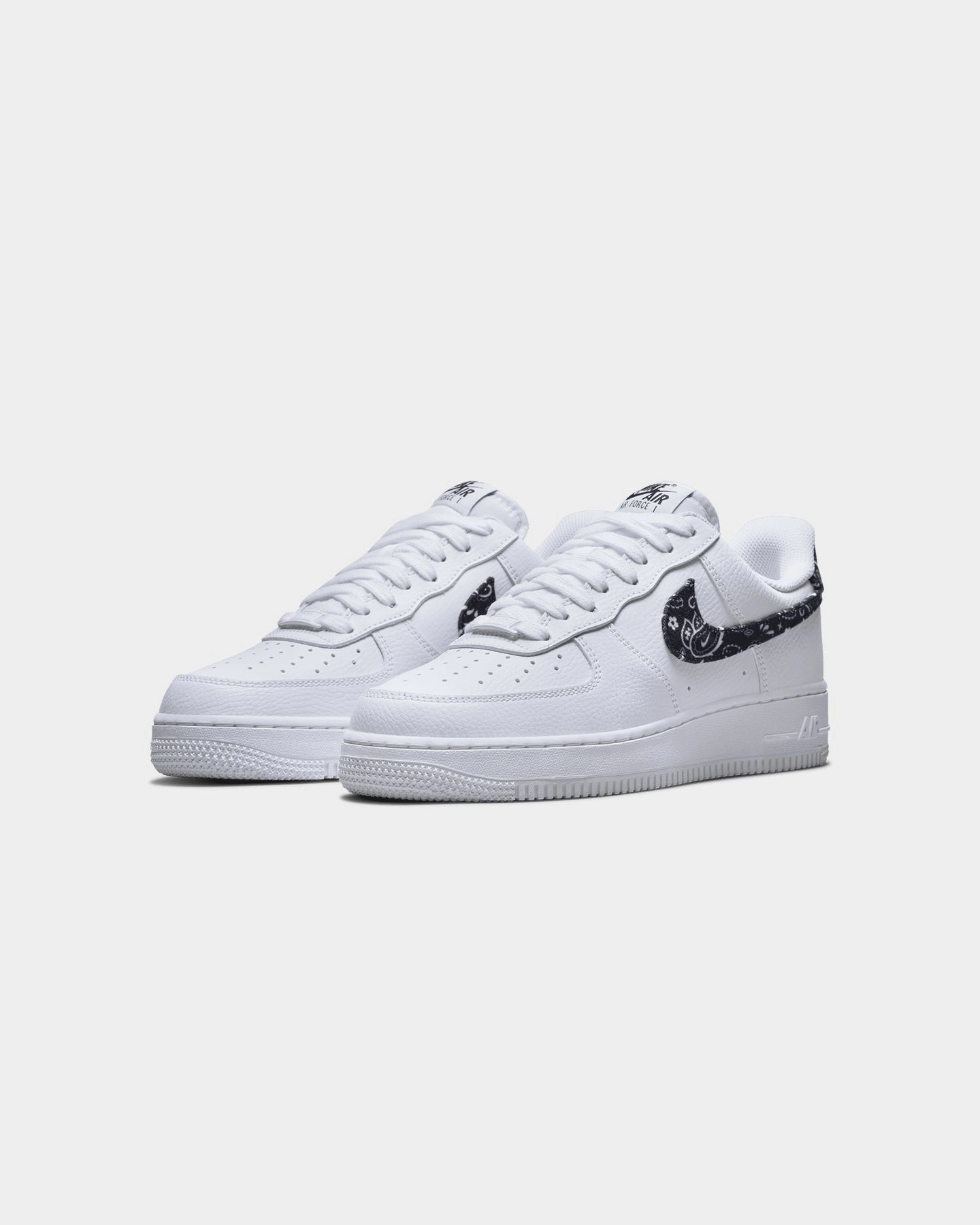 Elevated shock absorption Nike Women's Air Force 1 '07 Essentials White/Black-White