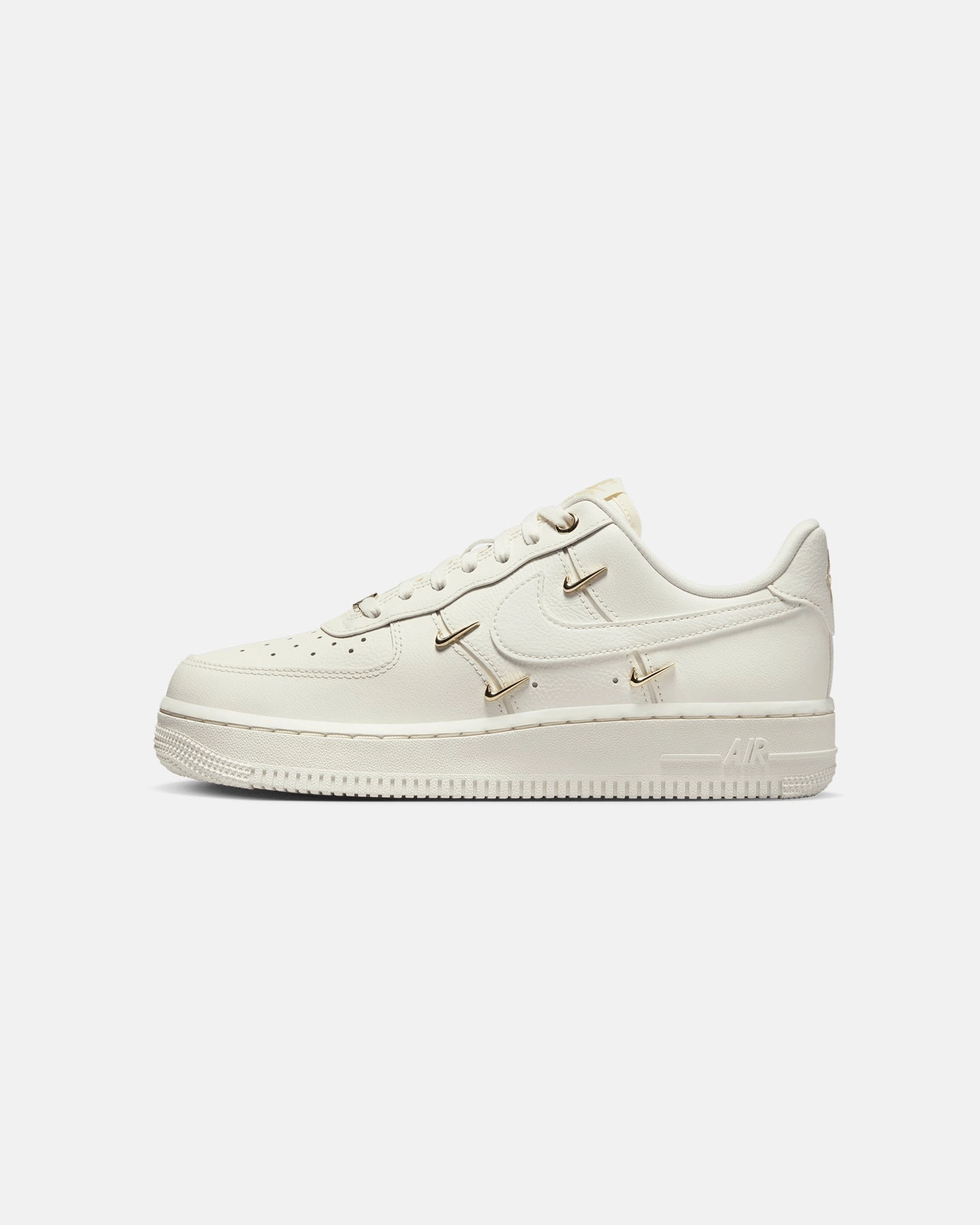 Nike Women's Air Force 1 '07 LX Sail/Sail soccer players Quick Dry Lining