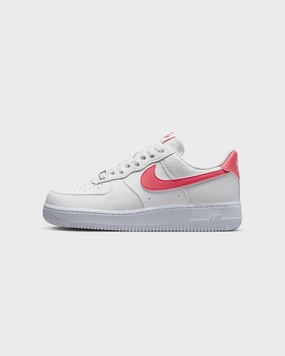 Nike Women's Air Force 1 '07 SE Summit White temperature regulation