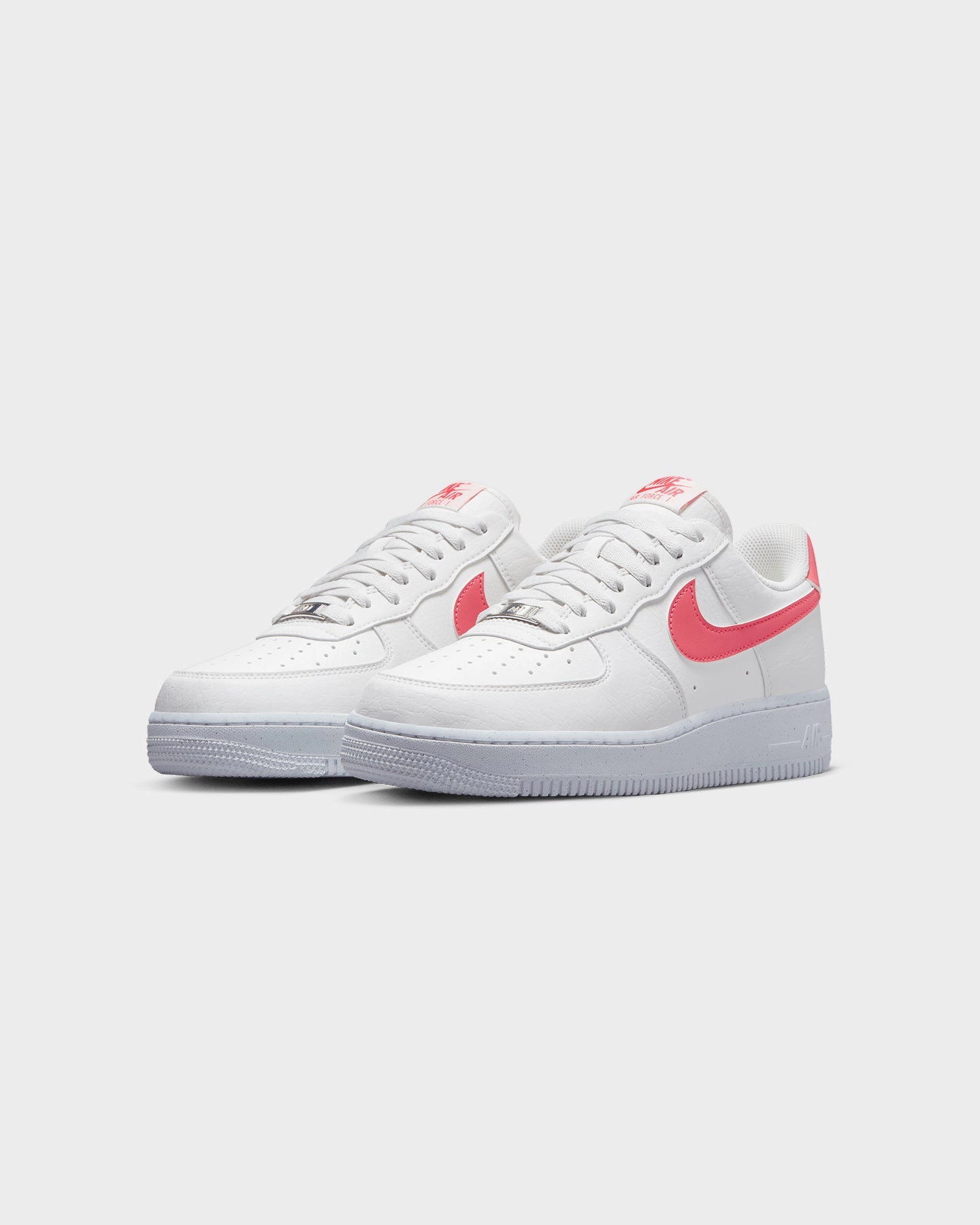 Nike Women's Air Force 1 '07 SE Summit White Retro-inspired silhouette