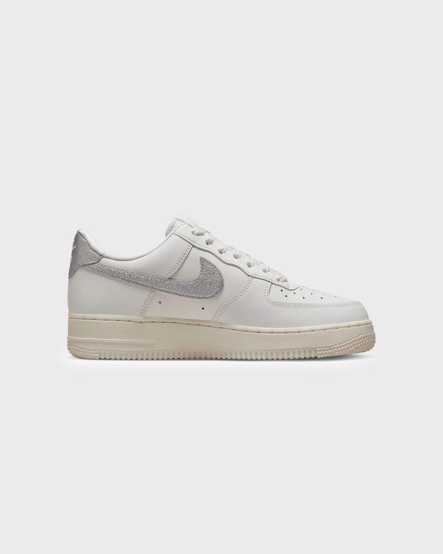 Nike Women's Air Force 1 '07 Summit White/Metallic Silver main