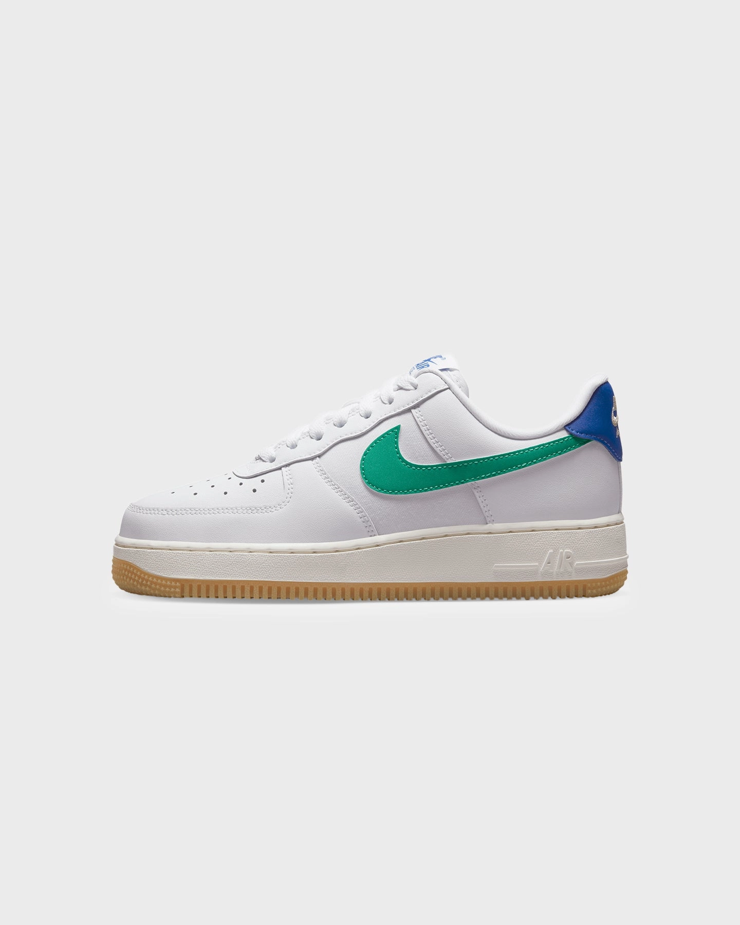 bodybuilders - specific functions Nike Women's Air force 1 '07 White/Stadium Green