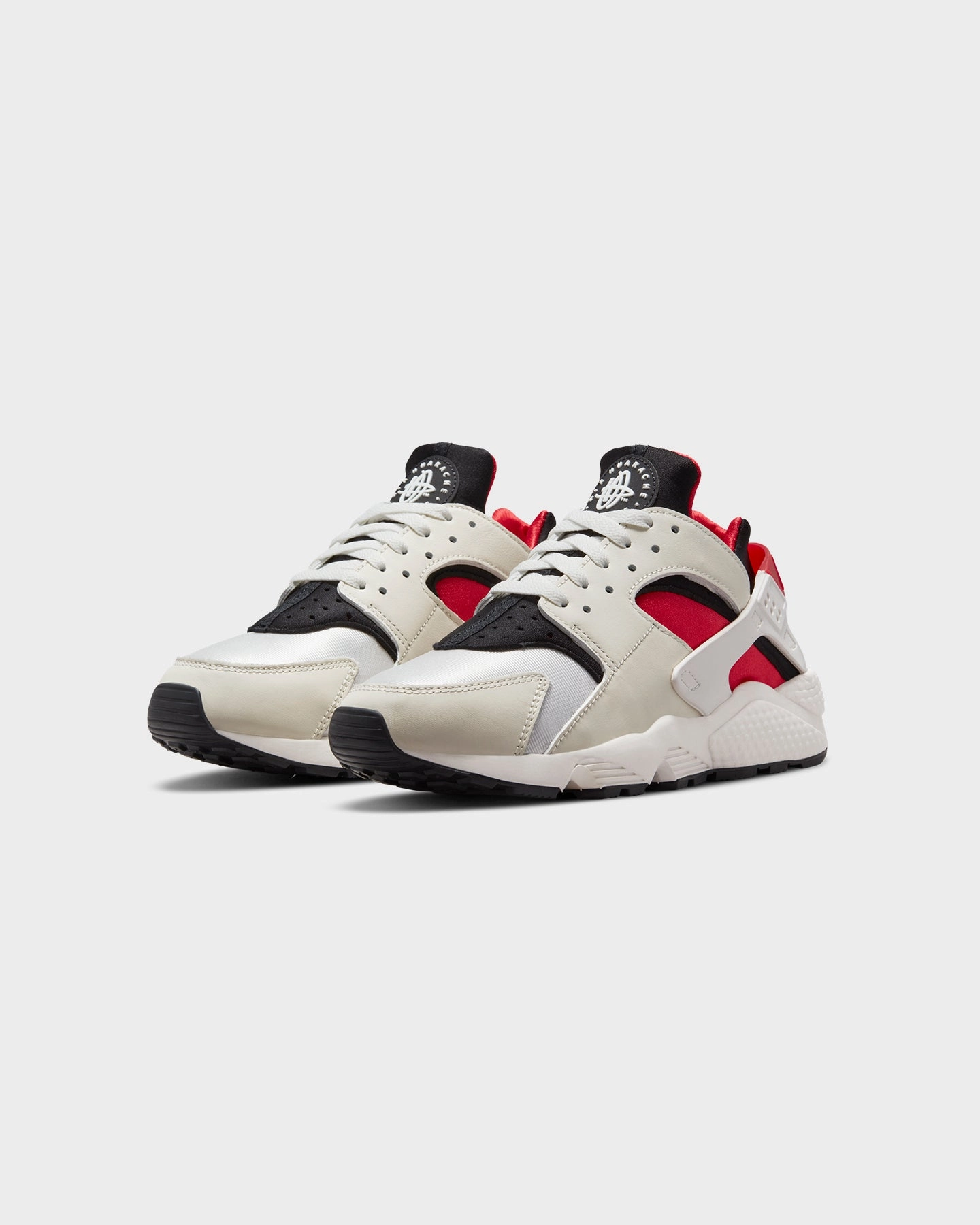 scale Nike Women's Air Huarache Summit White/Varsity Red