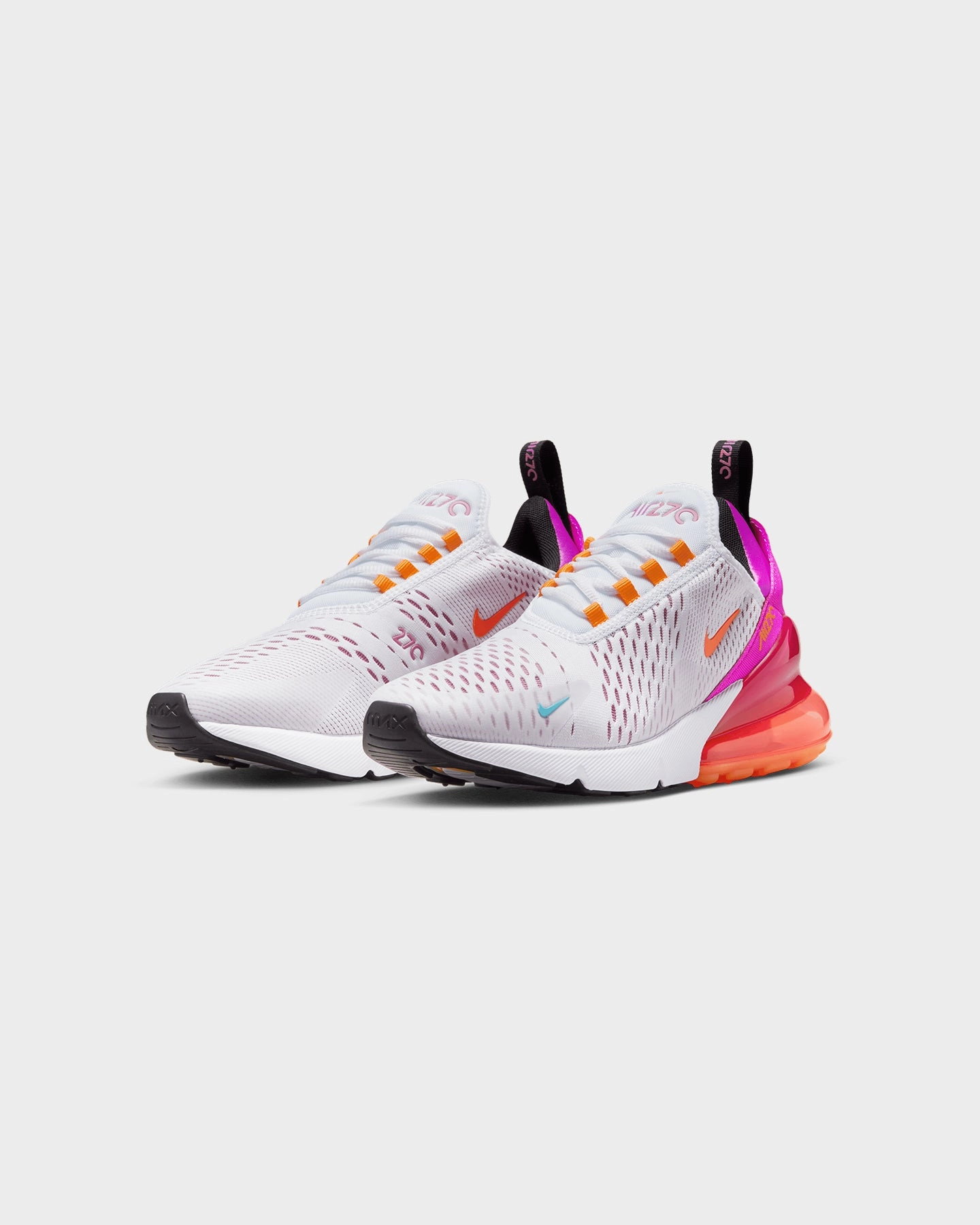 Nike Women's Air Max 270 White/Bright Crimson tight - fit
