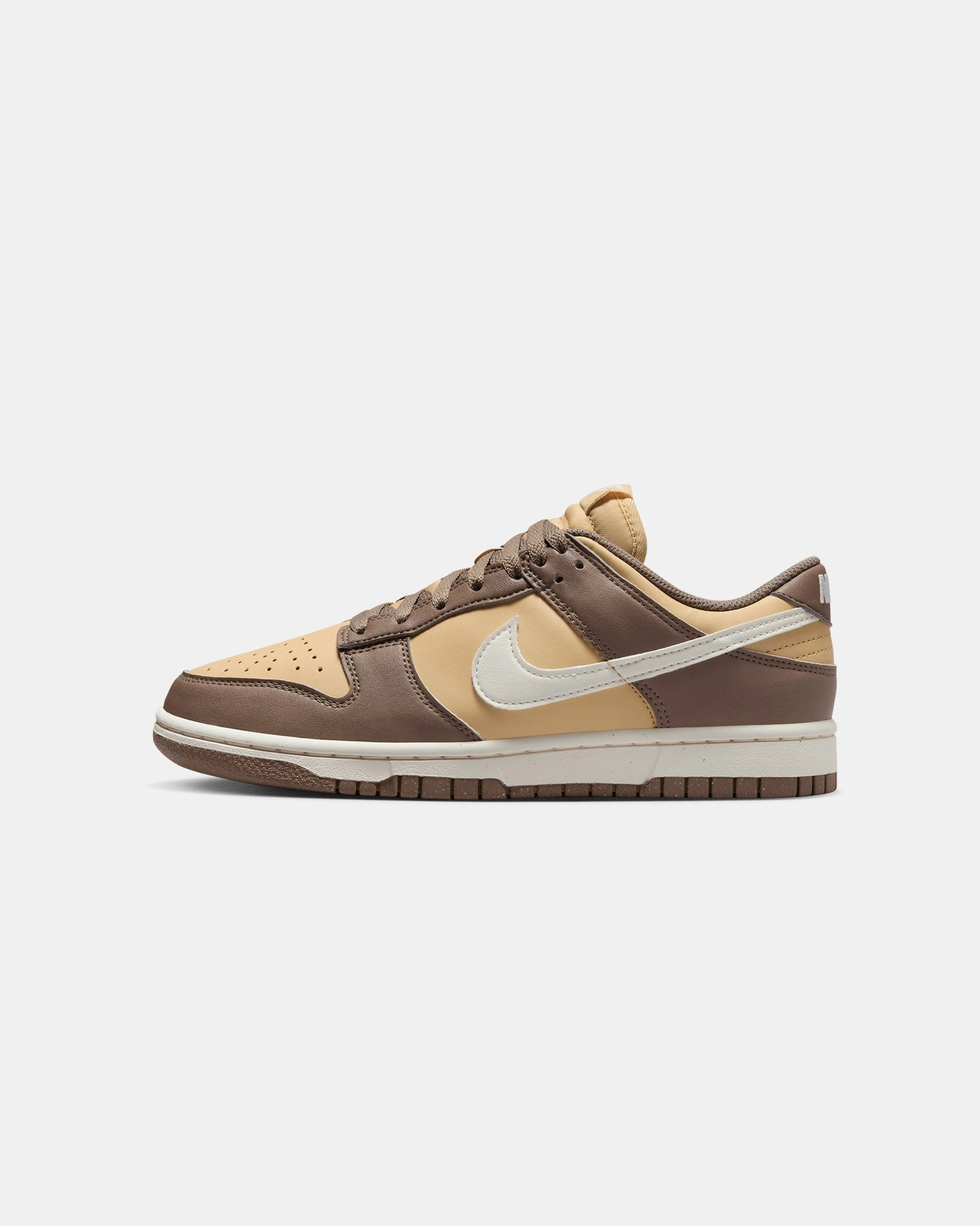 Nike Women's Dunk Low Next Nature "Mink Brown" Archaeo Brown/Sail All-weather lining Quick Dry Material