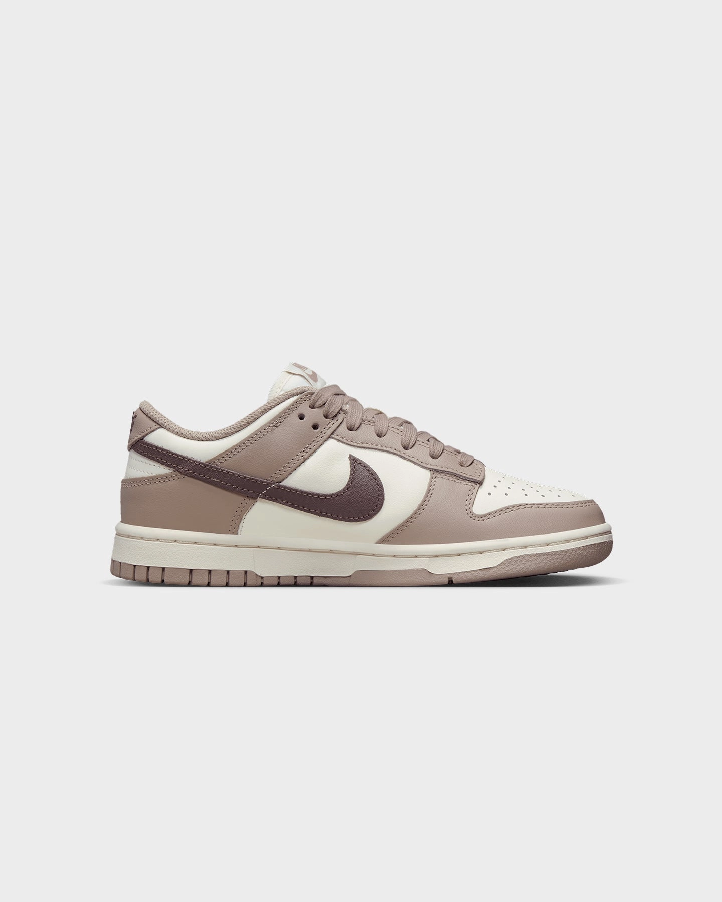 Signature comfort Nike Women's Dunk Low "Diffused Taupe" Sail/Plum Eclipse