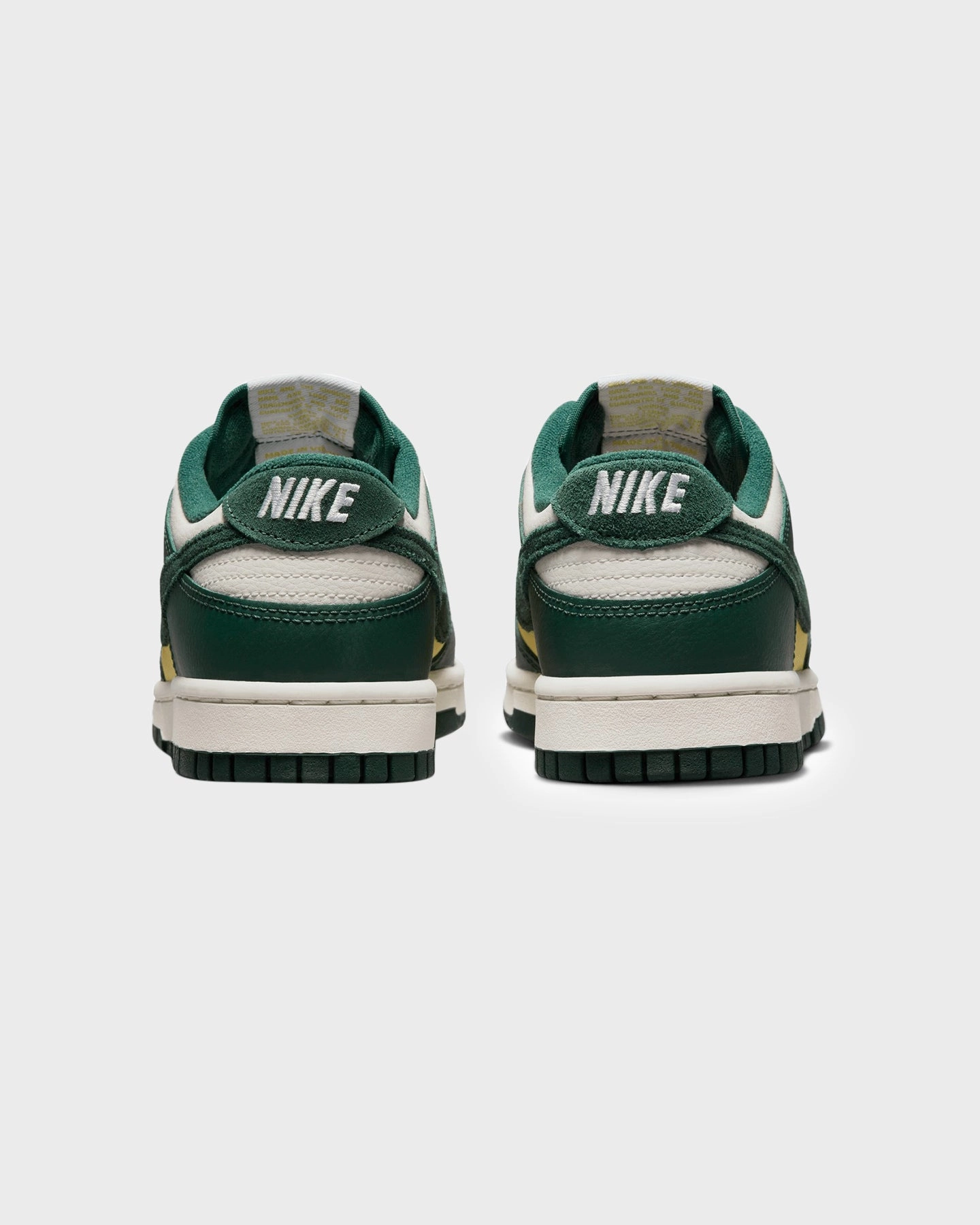 Ultra-soft breathability odor - resistant Nike Women's Dunk Low SE "Noble Green" Sail/Noble Green