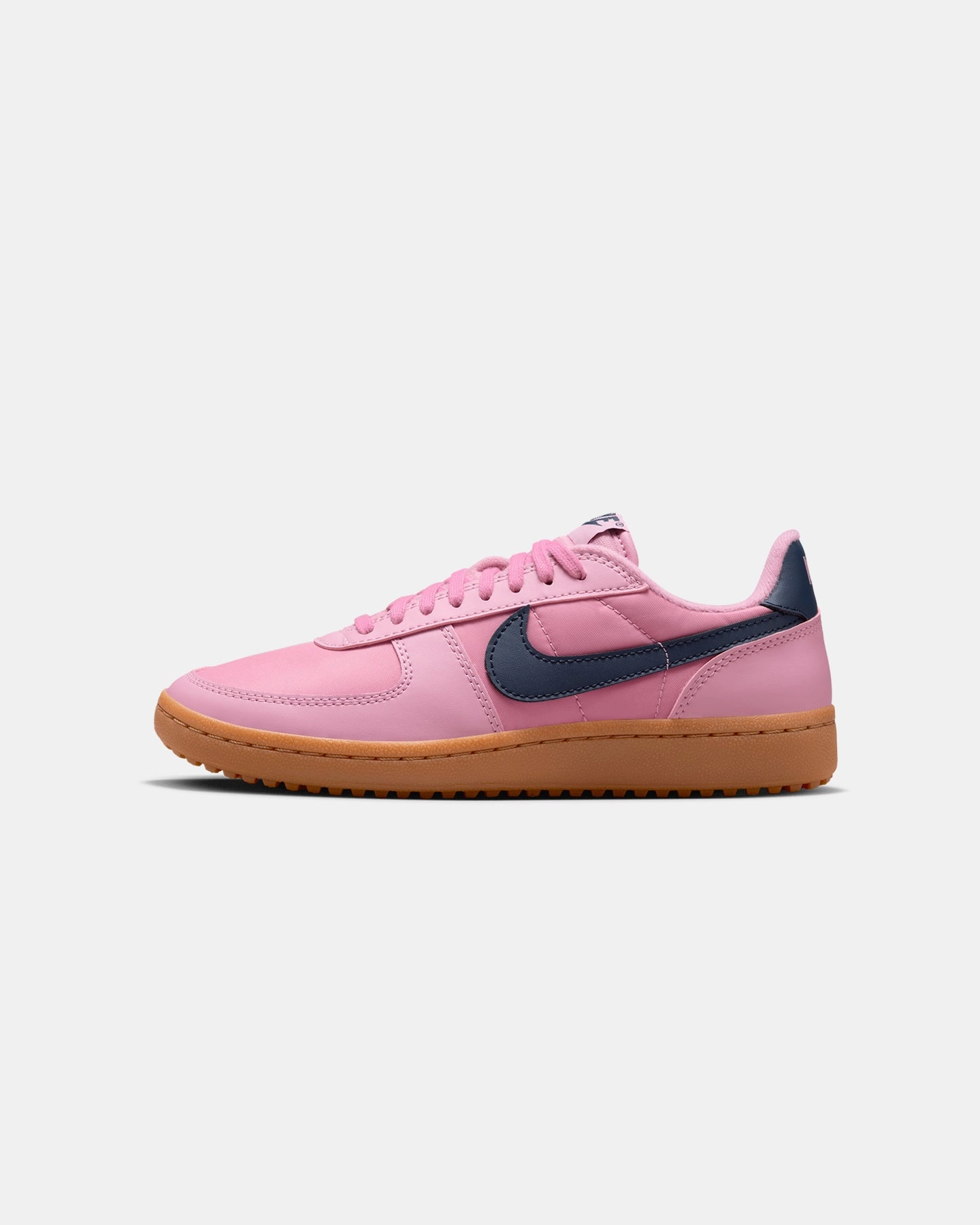 Torsional Stability System Sophisticated Look Nike Women's Field General Pink
