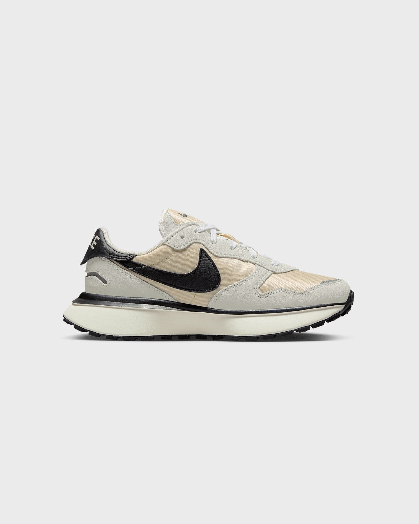 Canvas Nike Women??s Nike Phoenix Waffle Summit White/Black