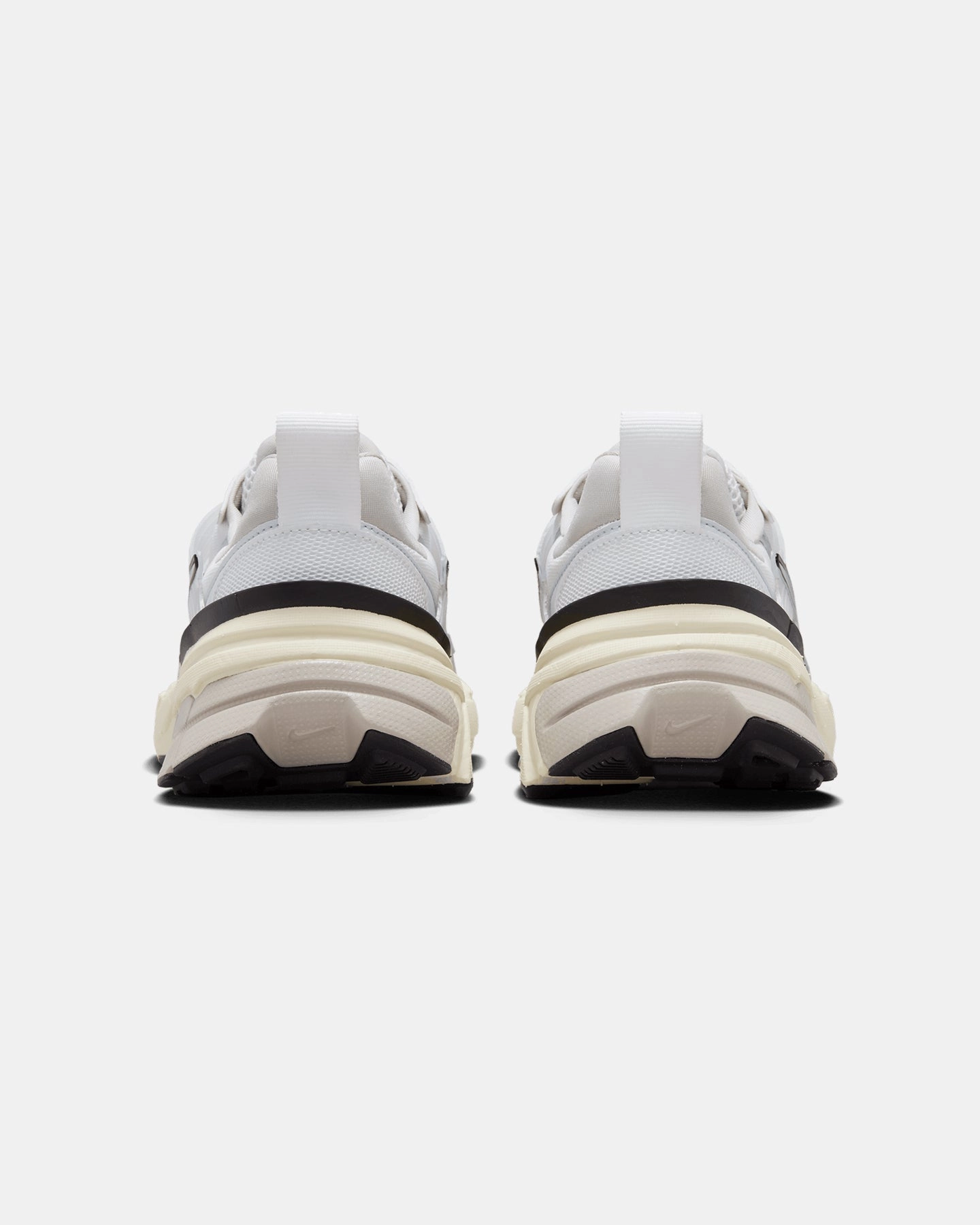 brogues Nike Women's V2K Run Summit White/Metallic Silver