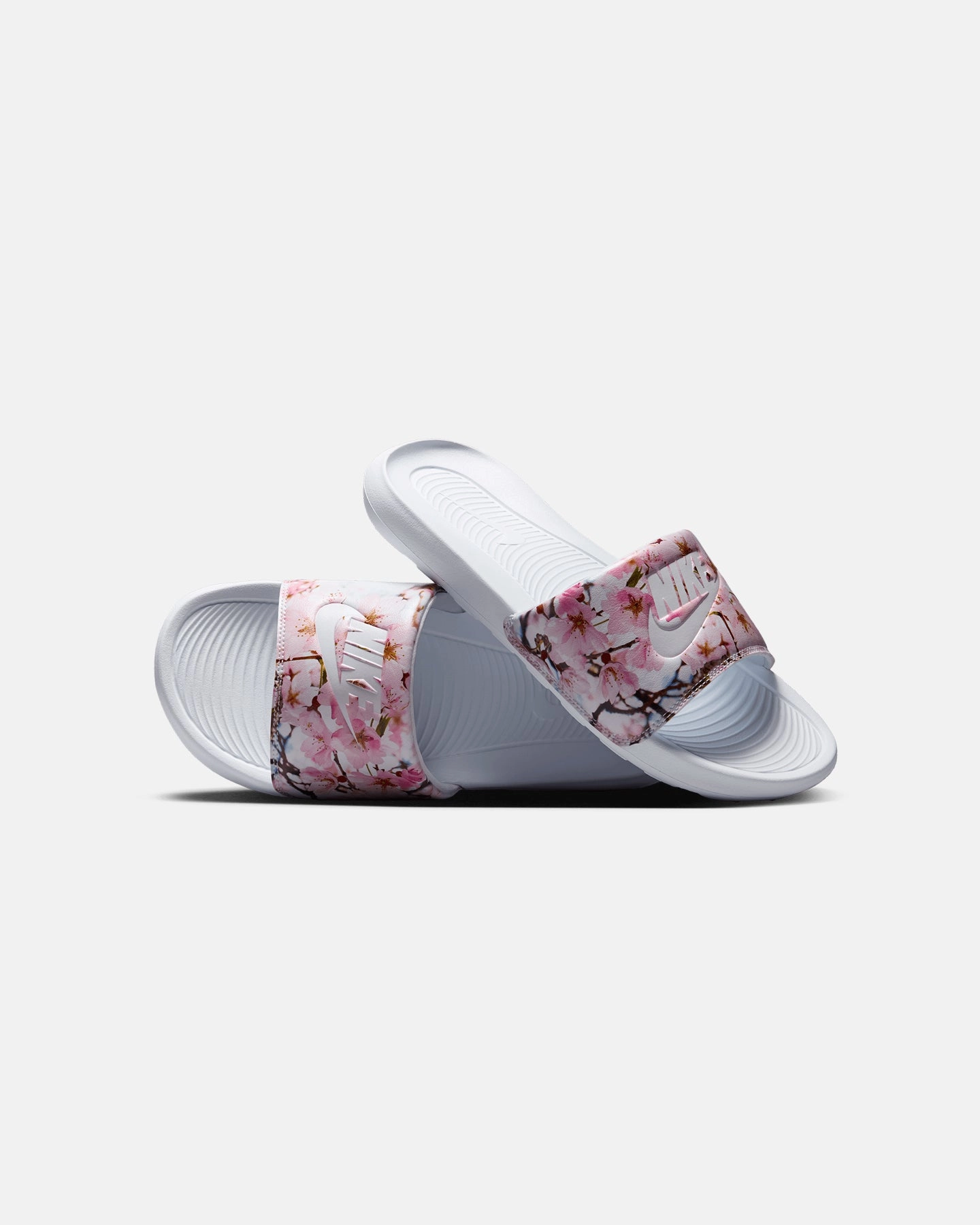 sports - specific benefits Nike Women's Victori One Slides White/White