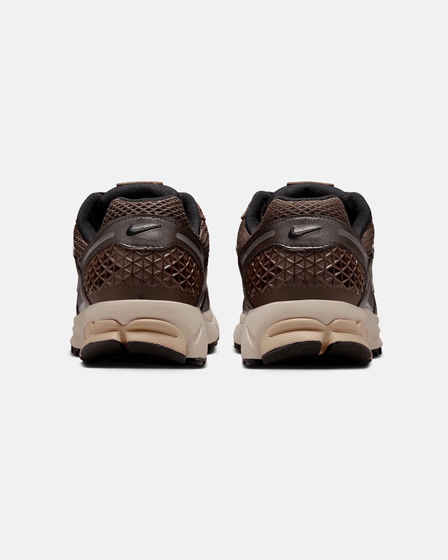 modern - style Nike Women's Zoom Vomero 5 Baroque Brown
