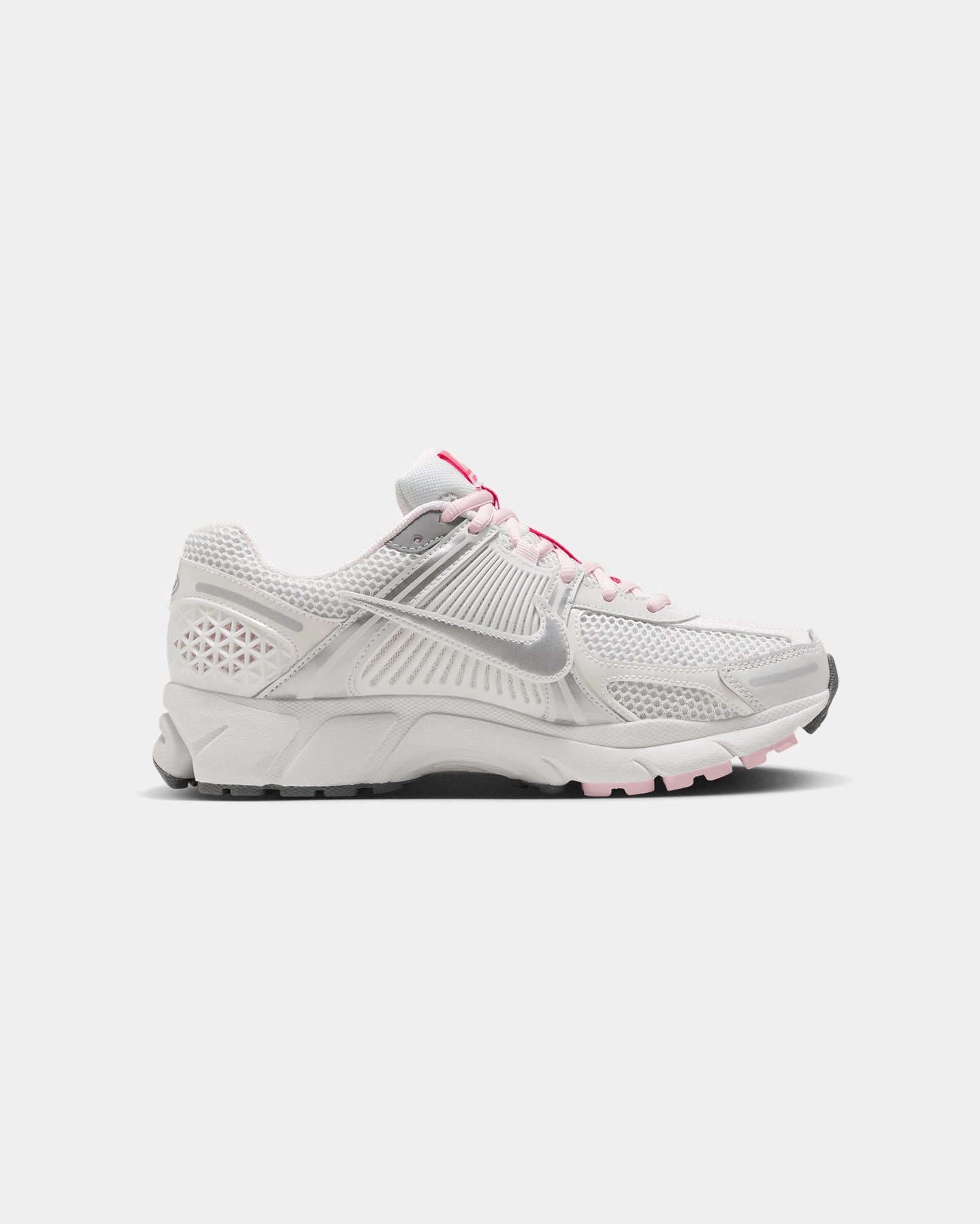 Nike Women's Zoom Vomero 5 Photon Dust/Metallic Silver-Summit White Impact-absorbing durability