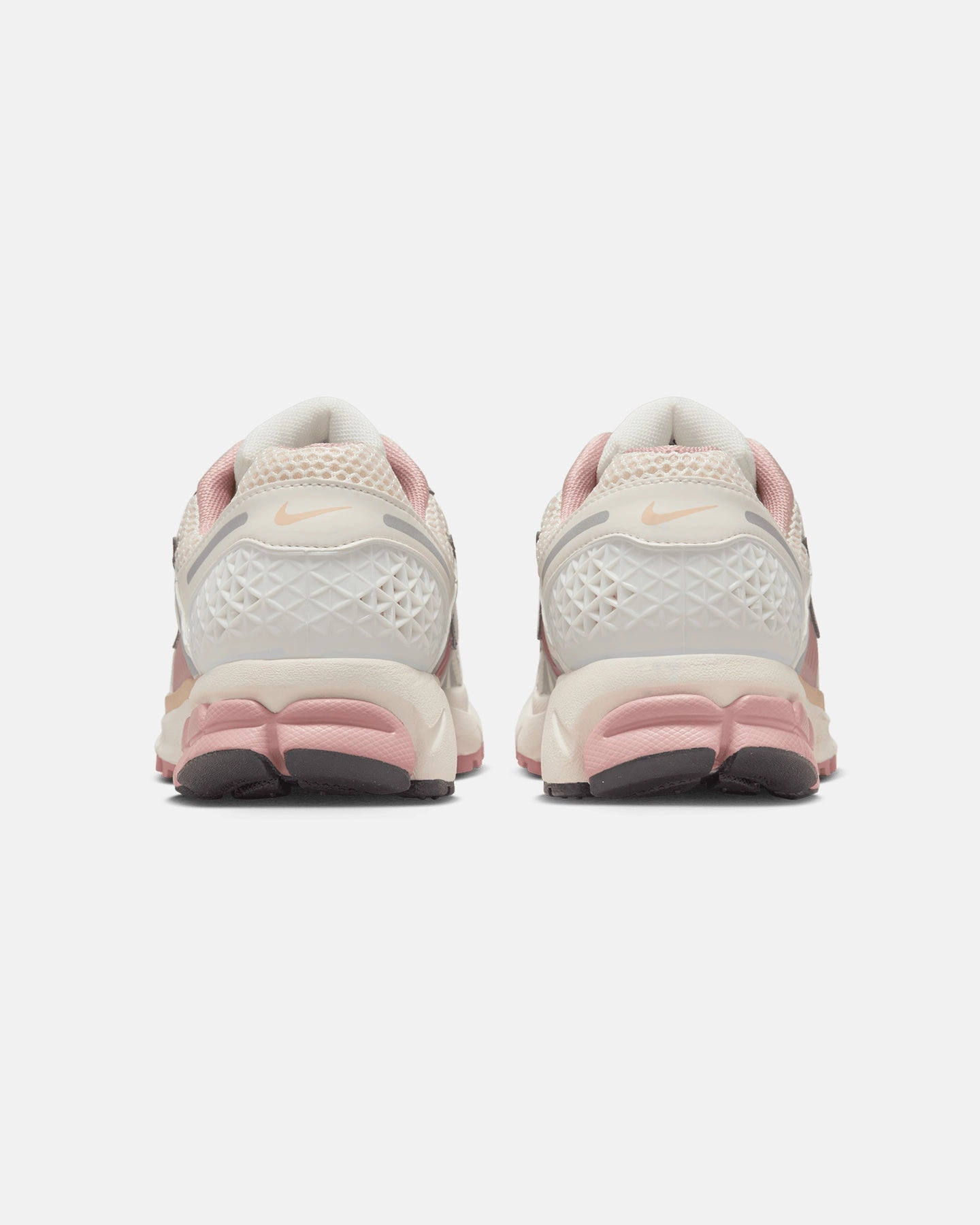 least fall Nike Women's Zoom Vomero 5 Sail/Sail/Pearl White-Particle Pink