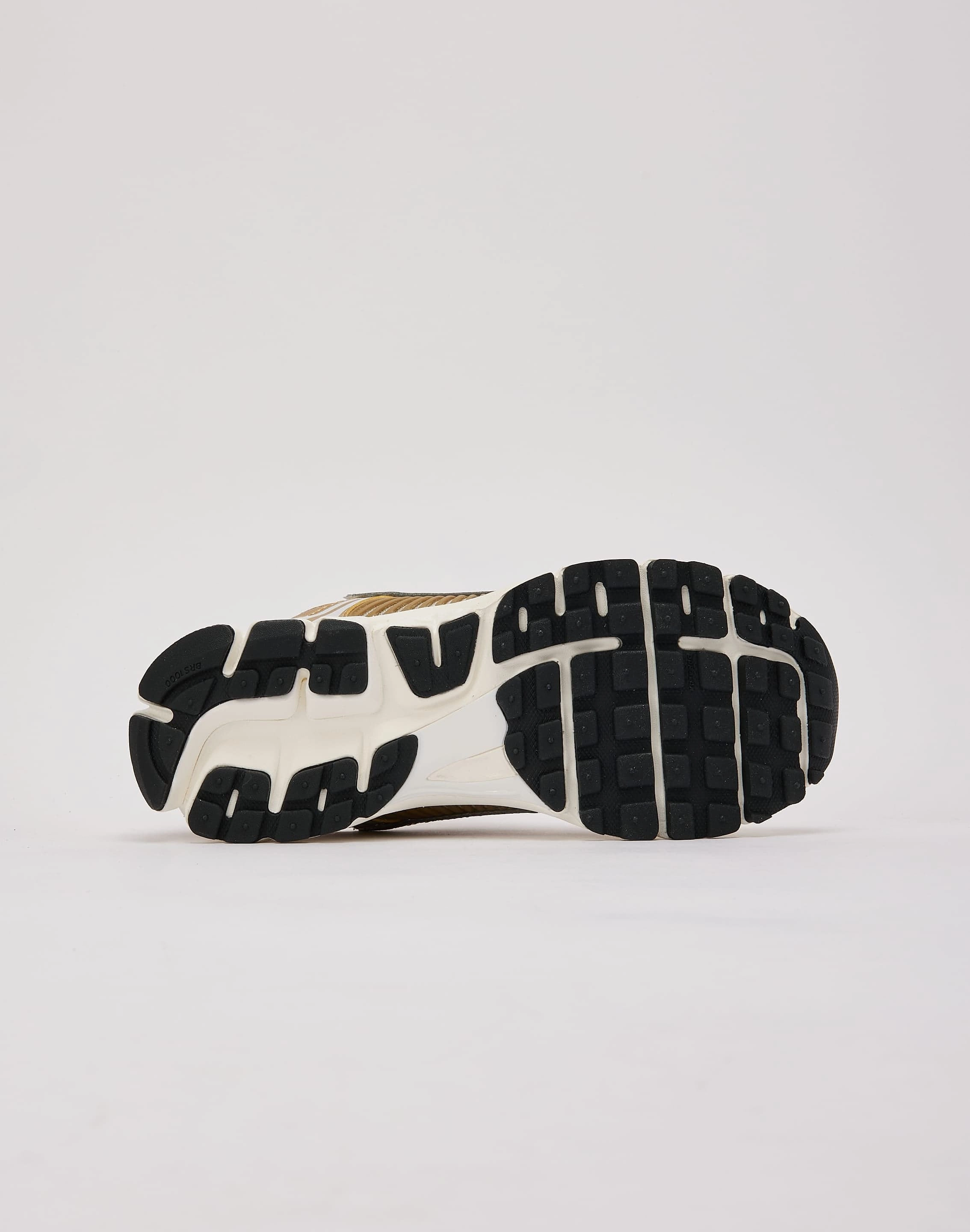 Nike Zoom Vomero 5 Timeless Performance