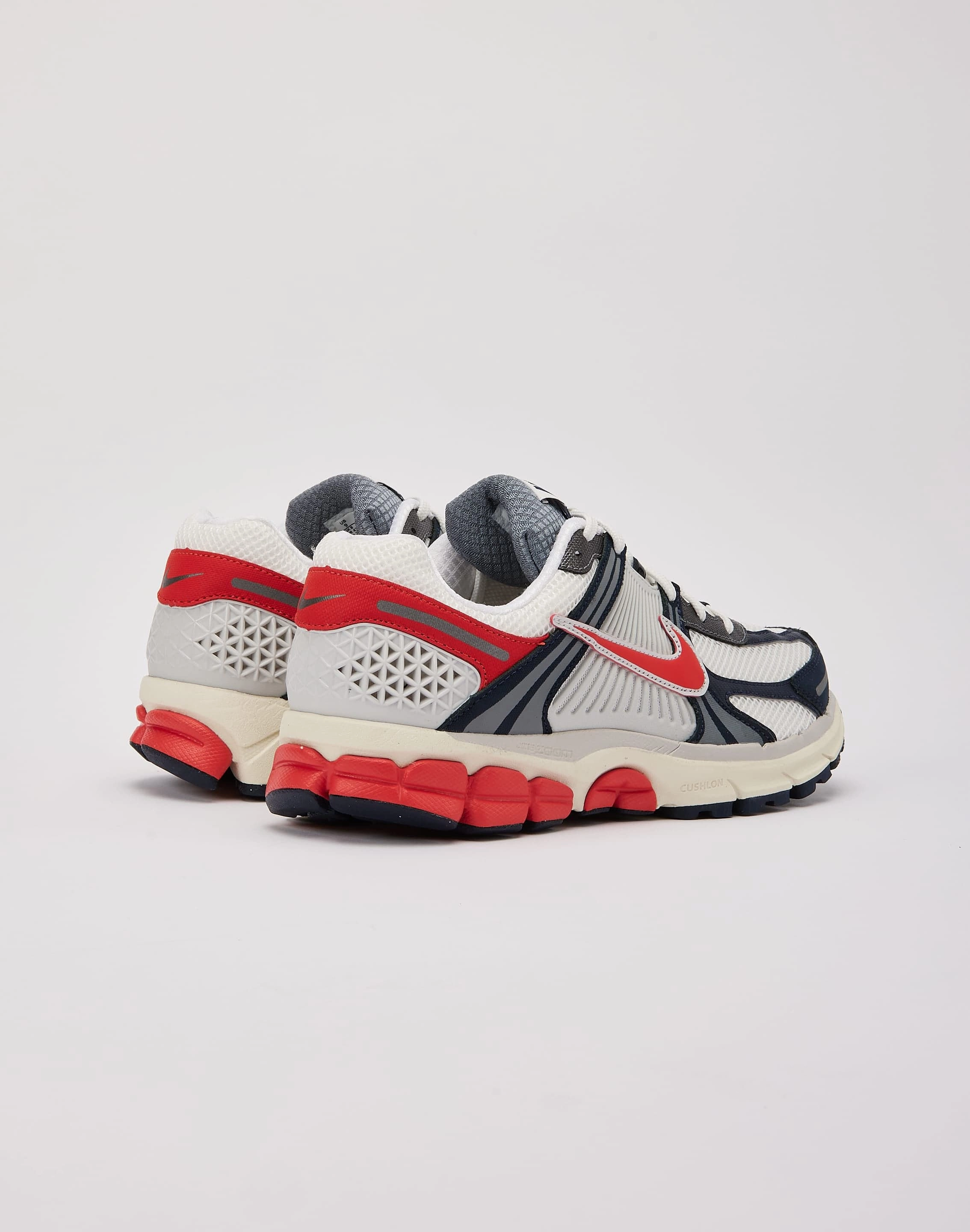 Nike Zoom Vomero 5 Smooth Outsole Athletic Choice