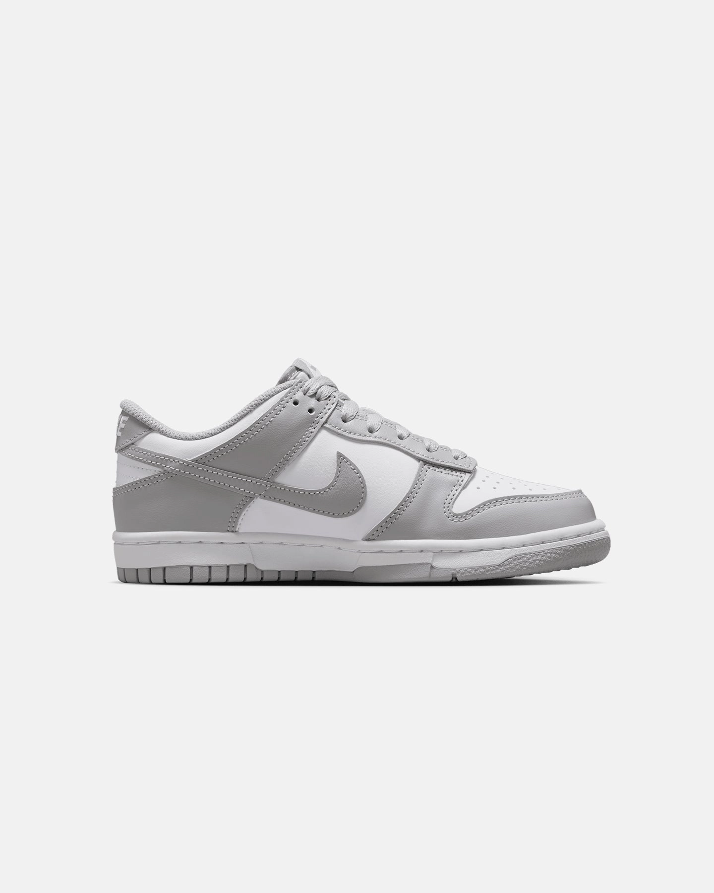 Structured sole Nike Kids' Dunk Low (GS) White/Smoke Grey