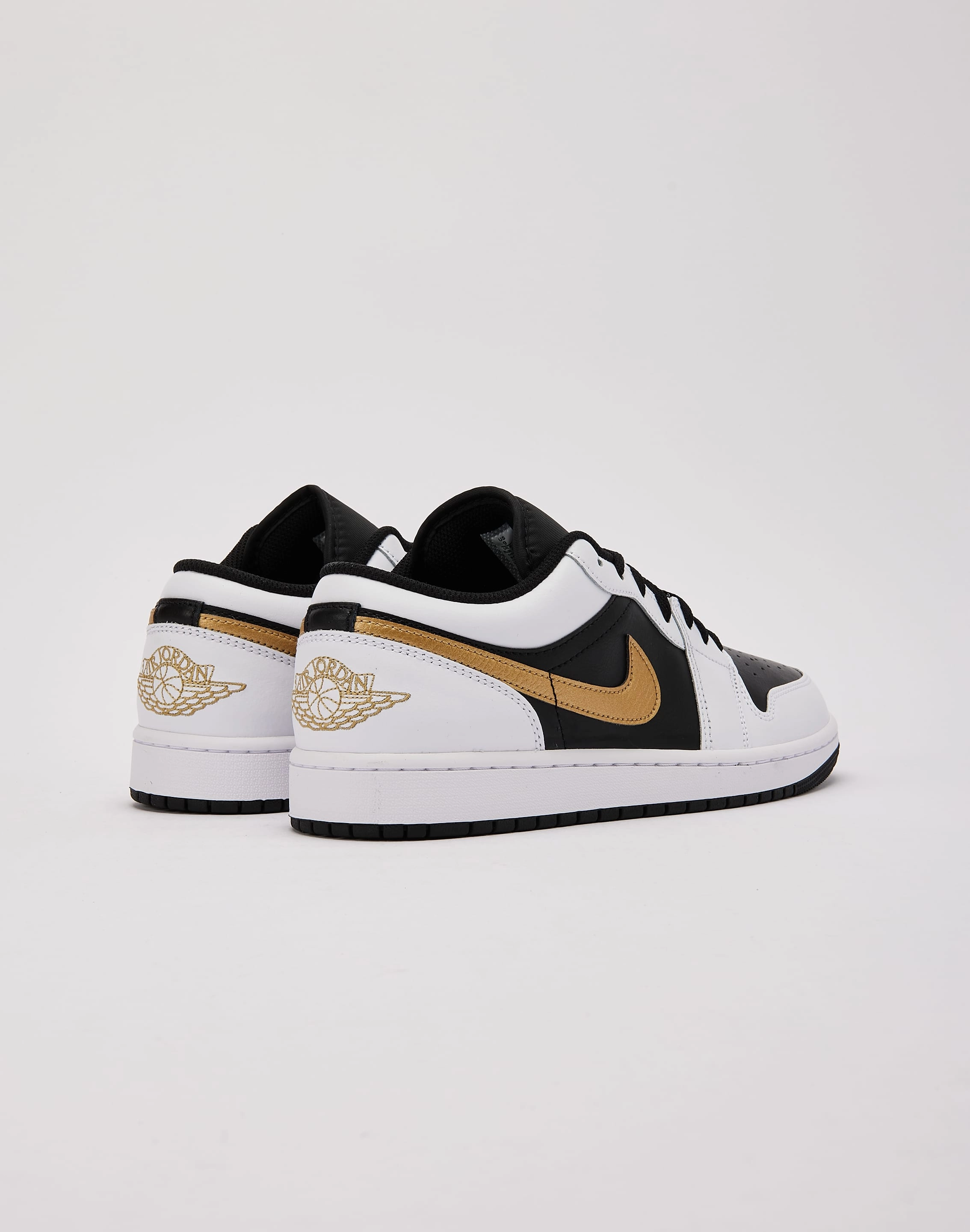 Jordan Air Jordan 1 Low Bold Color Scheme Trail Style