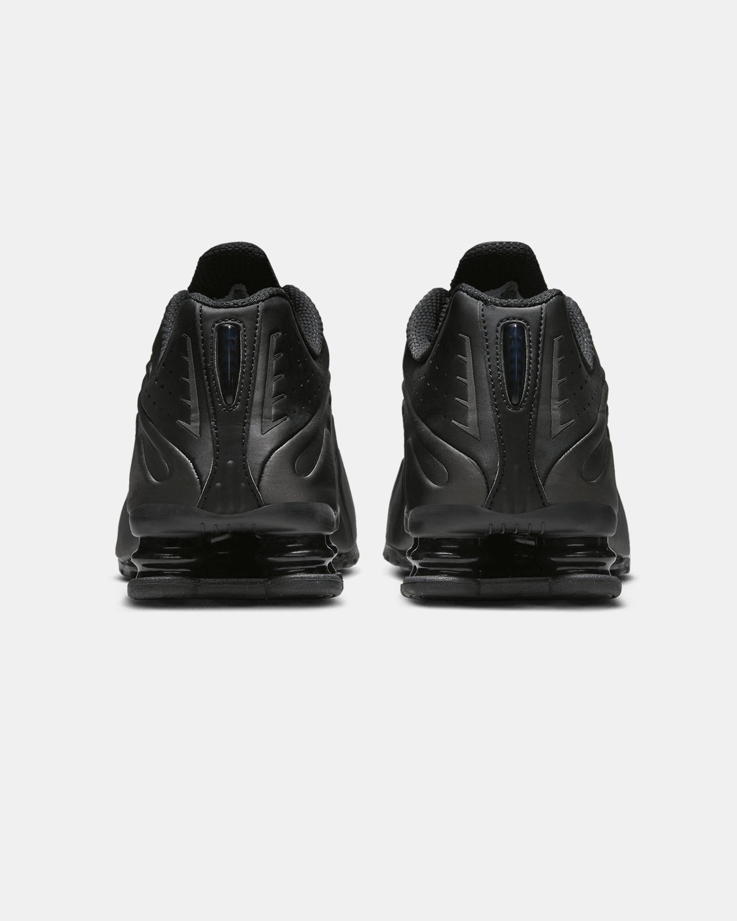 Wide fit Simple Comfort Nike Shox R4 Black/Black