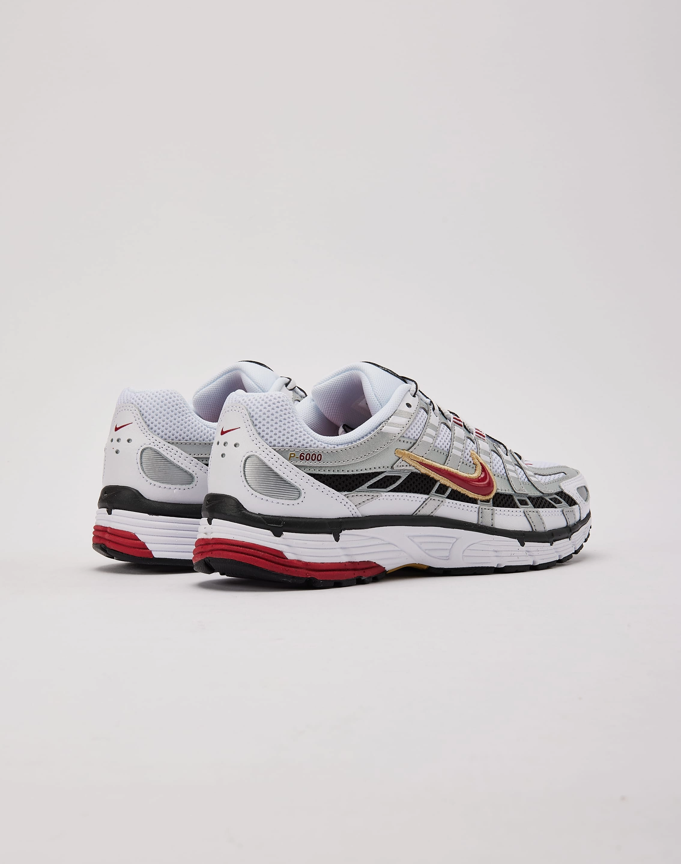 Ultra Cushioned Heel Lace Up System Nike P-6000