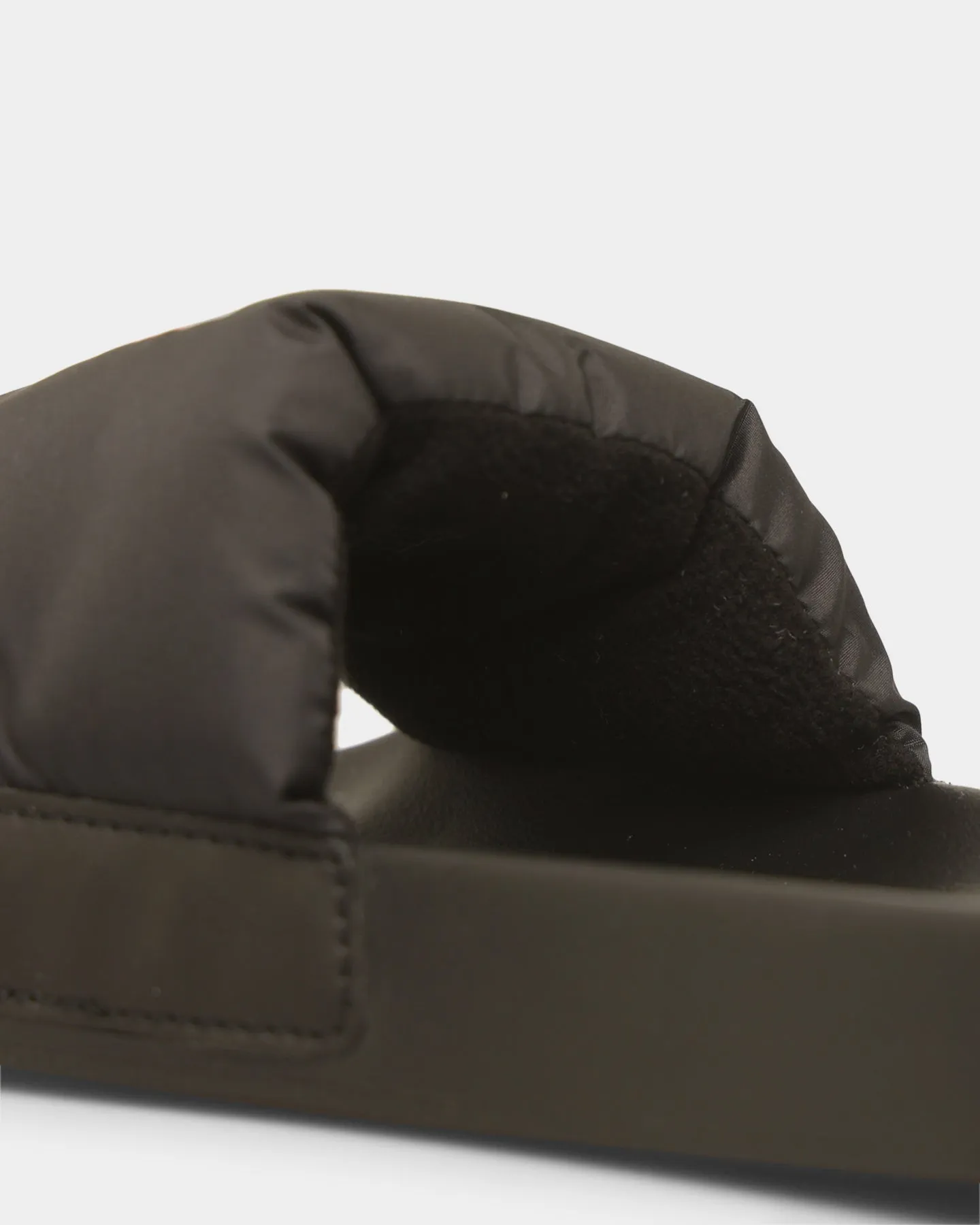 Tommy Jeans Padded Pool Slide Black spring - style commuters - specific benefits