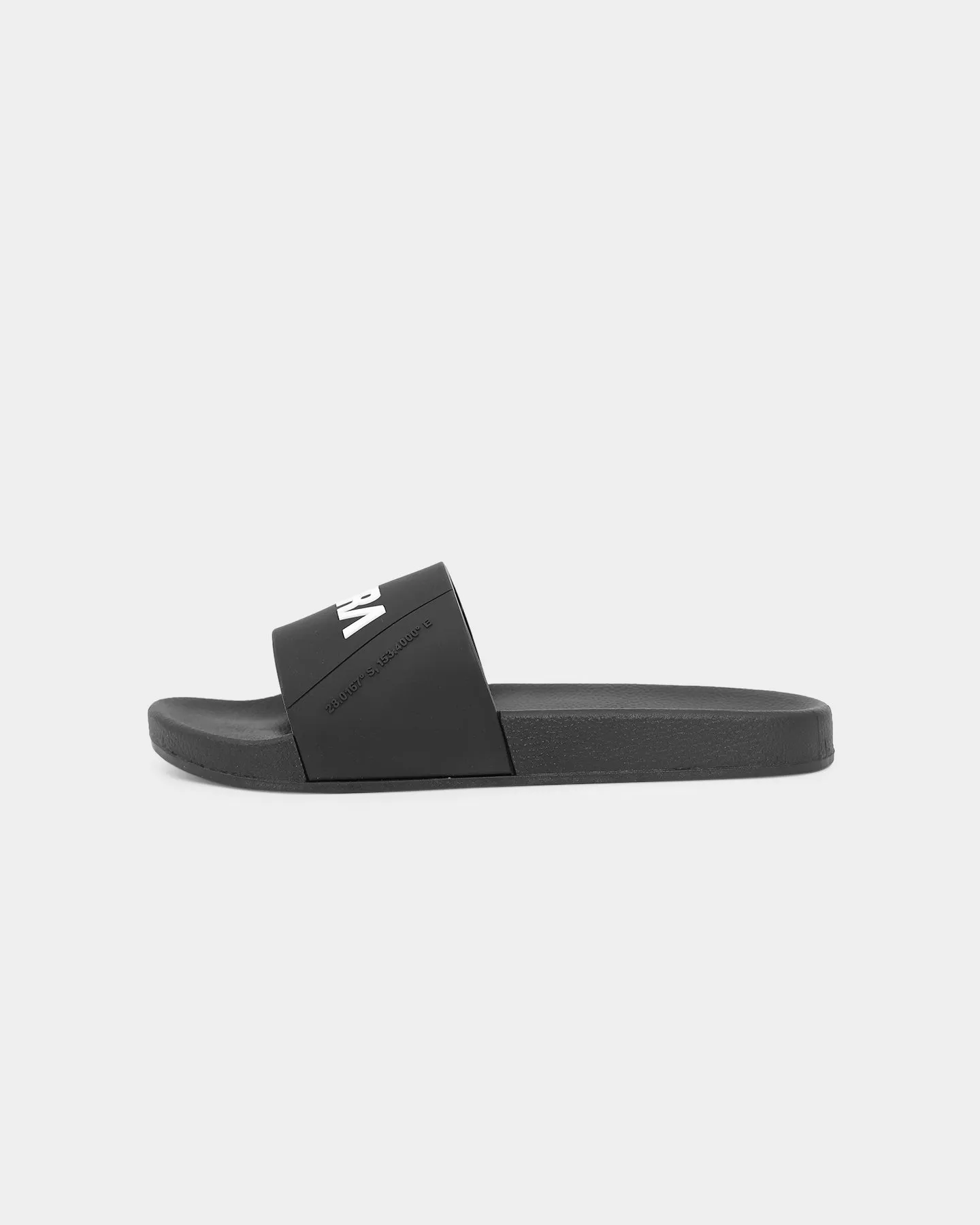 PYRA Location Slides Black/White Recycled Rubber brand - recognition - level