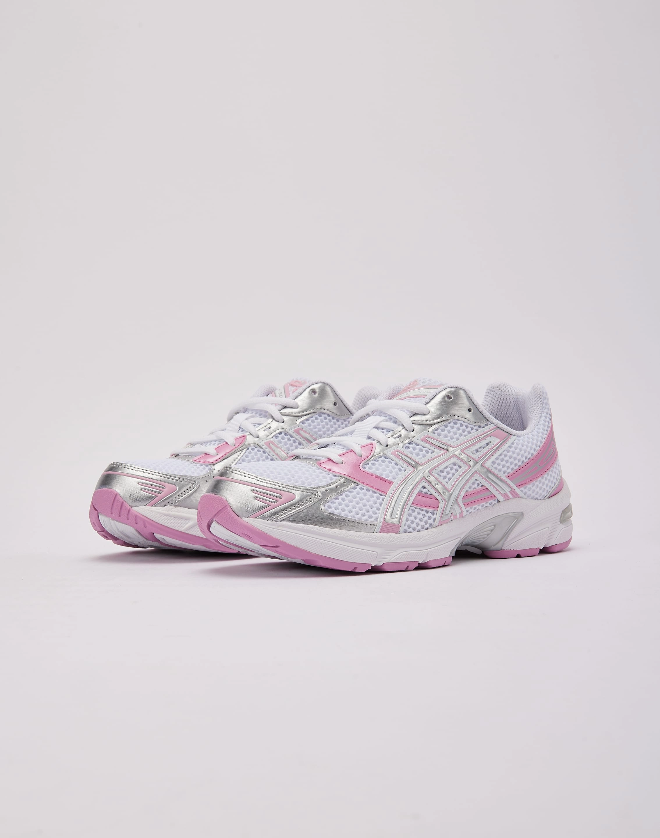 Asics GEL-1130 Multi Density Foam Layering Moisture Wicking Inner Layer