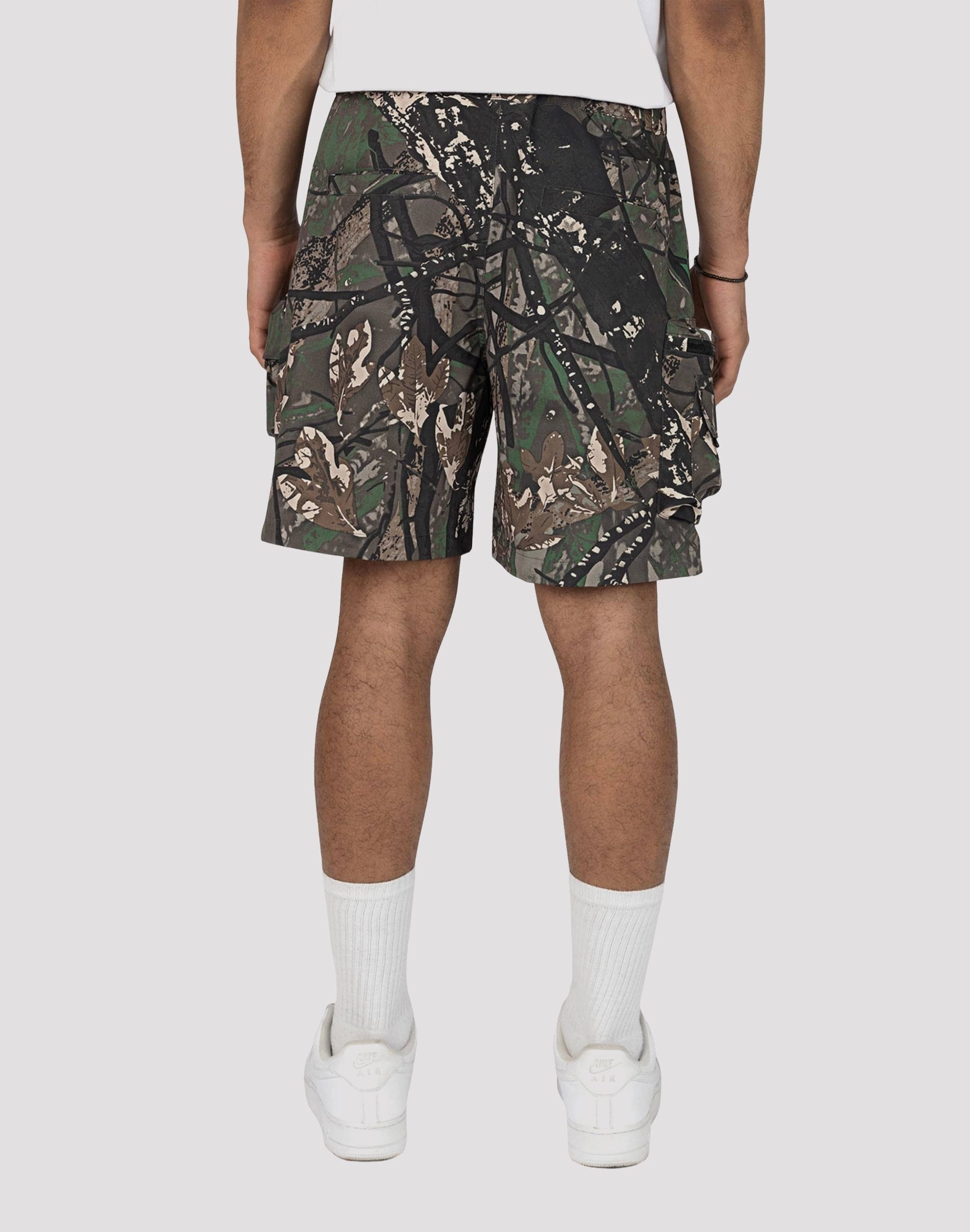 Breathable Insole Cover Flexible Outsole Smoke Rise Nylon Cargo Shorts