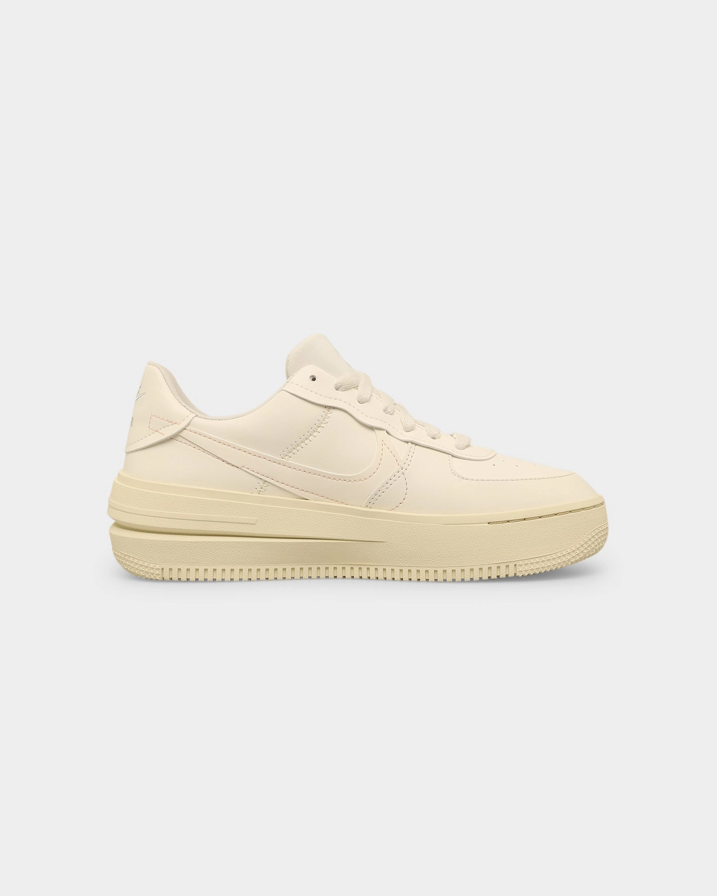 Protective Wear Glam shock absorption Nike Women's Air Force 1 PLT.AF.ORM Sail/Light Silver