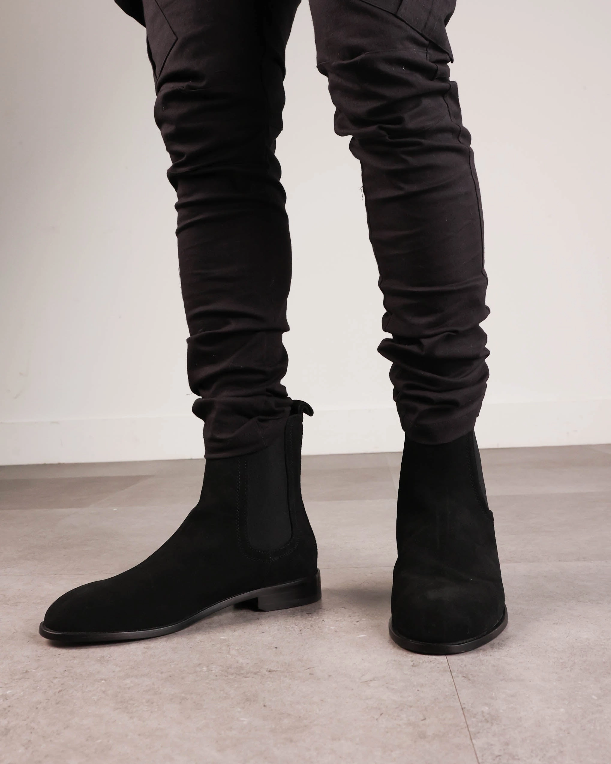 Minimalist Saint Morta Nomad Chelsea Boot Black