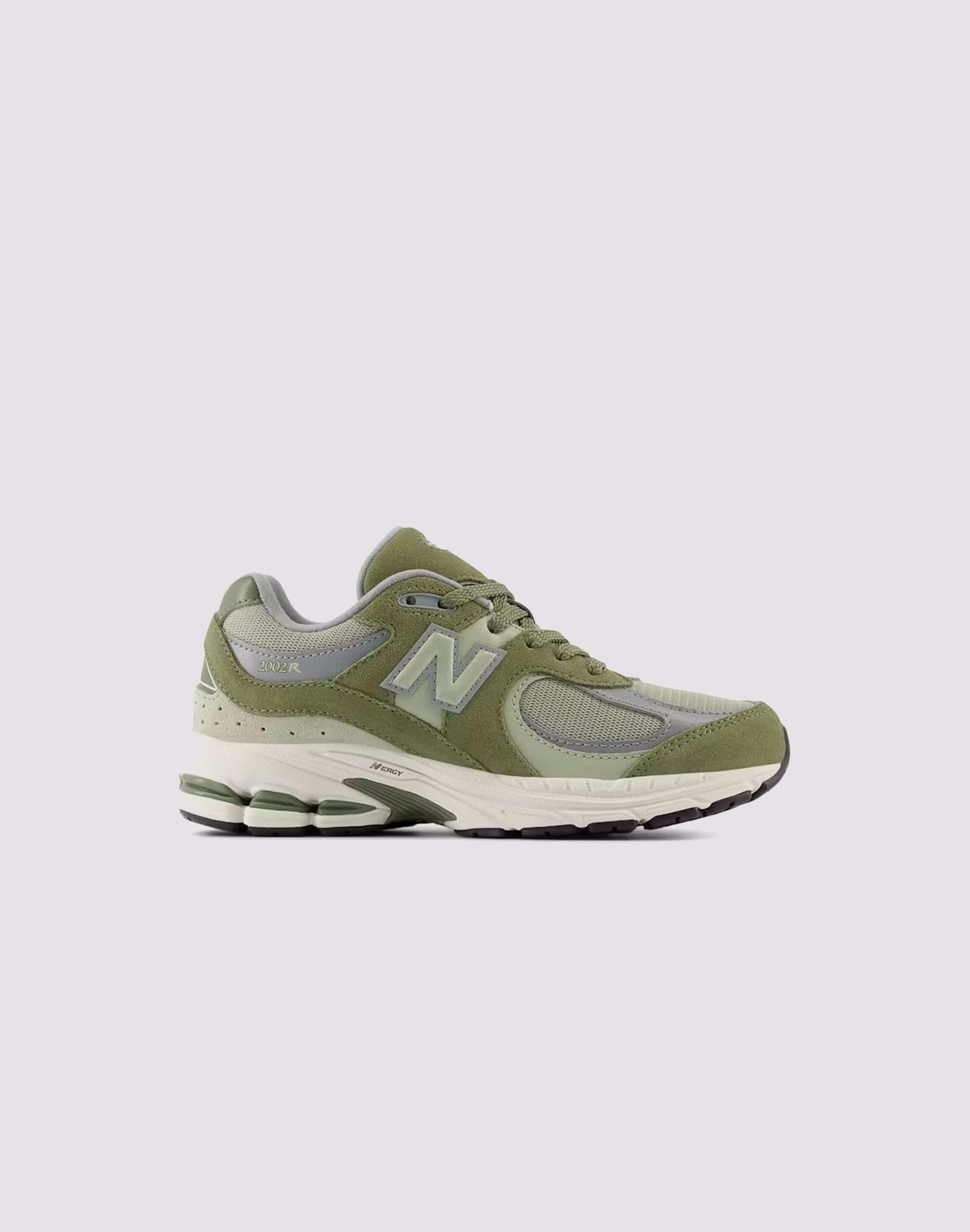 New Balance 2002R Grade-School Lightweight Build Eco Friendly Composite