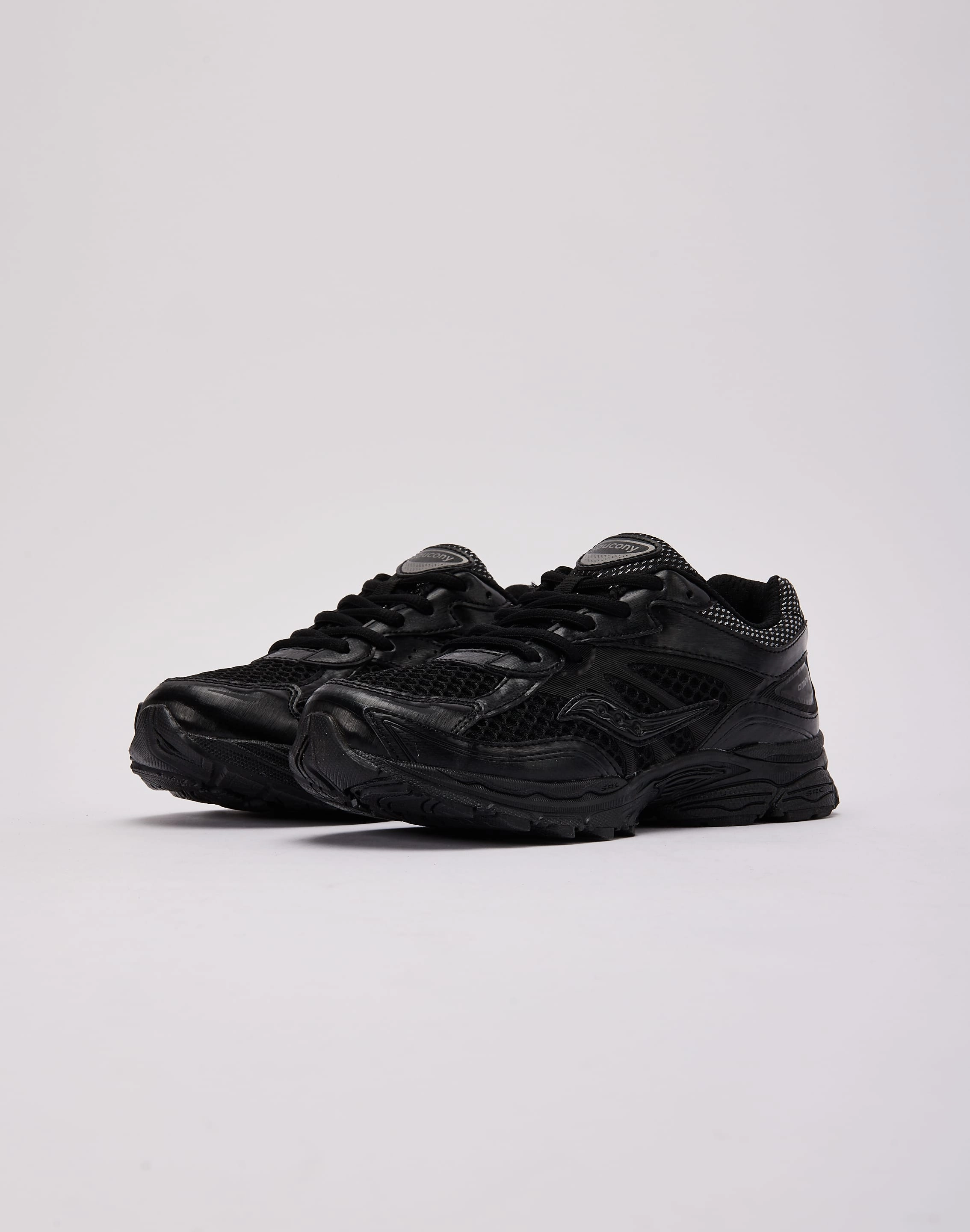 Hydrophobic Material weekenders Saucony Omni 9 Grade-School