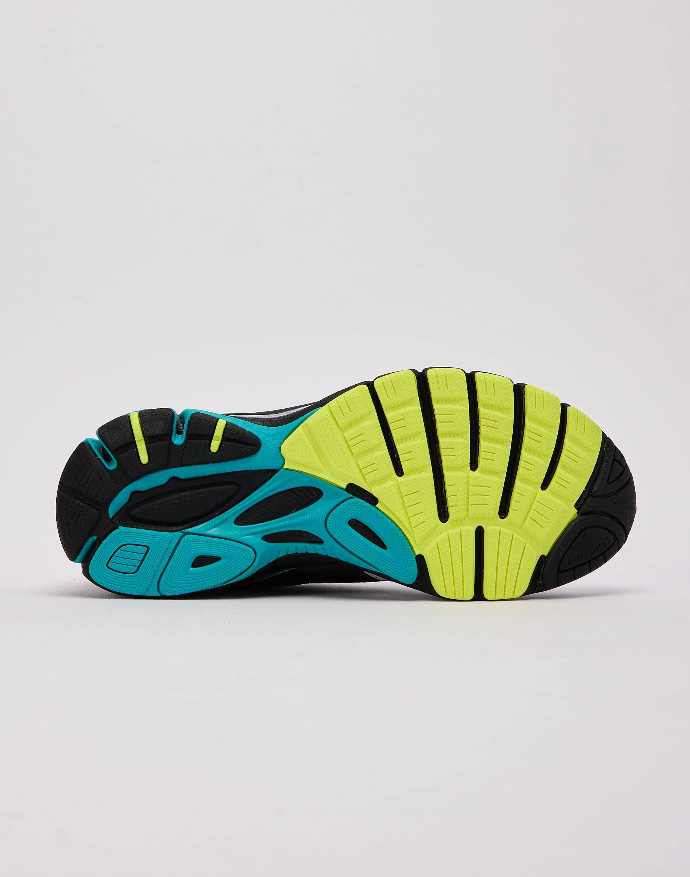 Saucony ProGrid Guide 7 Non Marking Tread