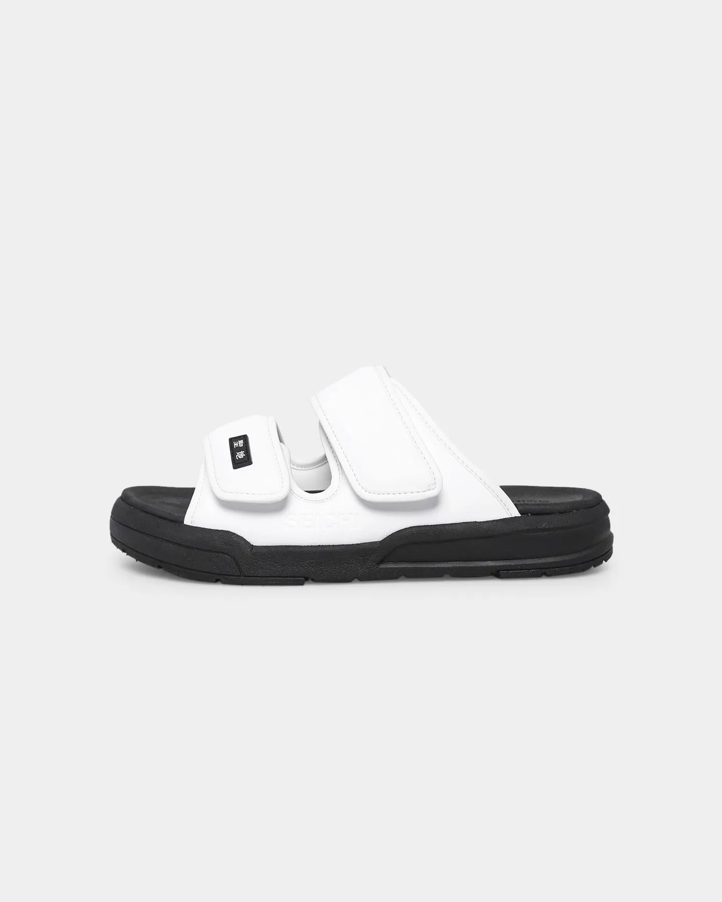 water - resistance - level Boosted comfort Seichi Senko White/Black