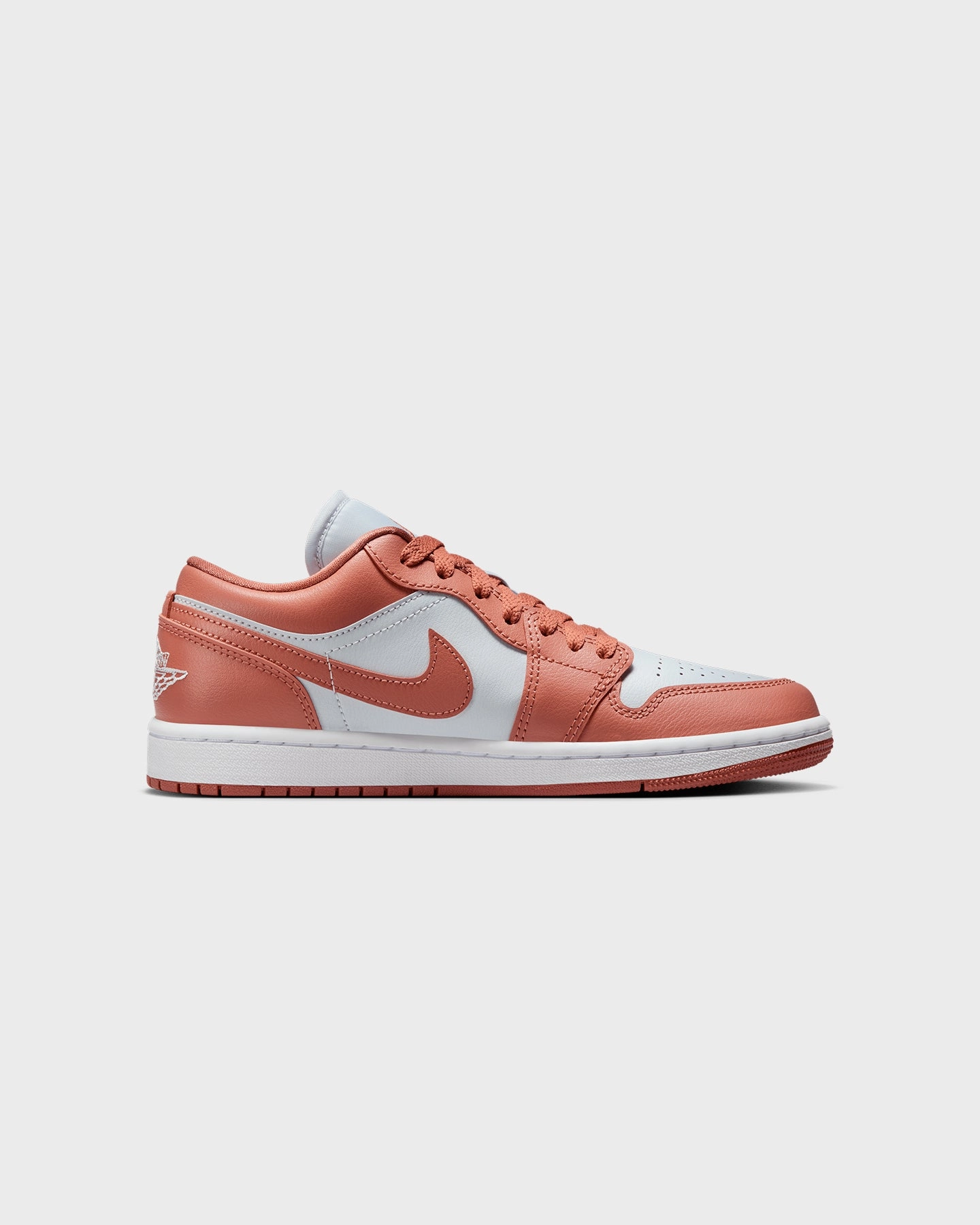 Jordan Women's Air Jordan 1 Low "Pink Salmon" Pure Platinum/Sky J Orange temperature regulation