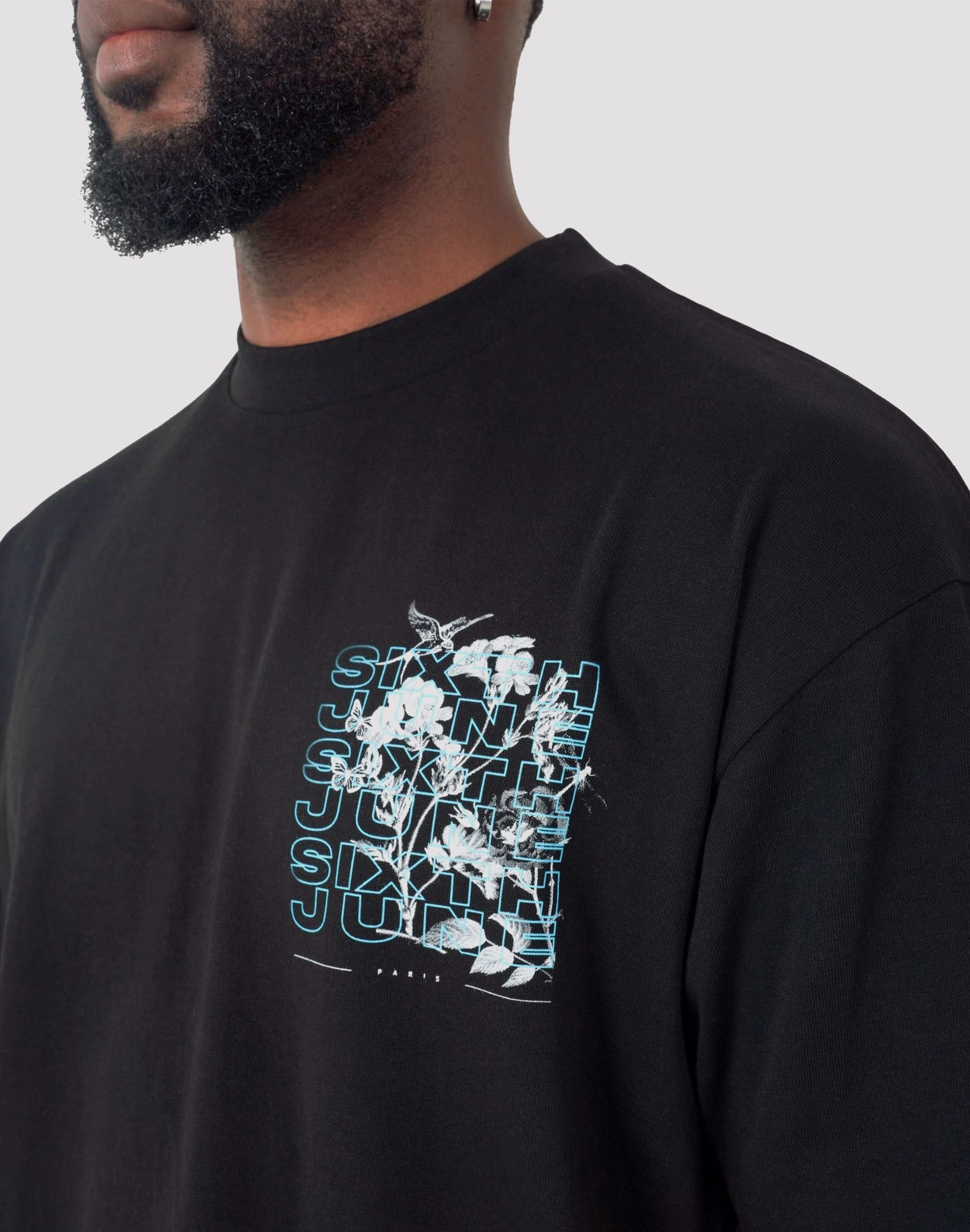 SJP DISTRIBUTION COMPANY Sixth June Flower Square Black Tee Cozy Fit most beach