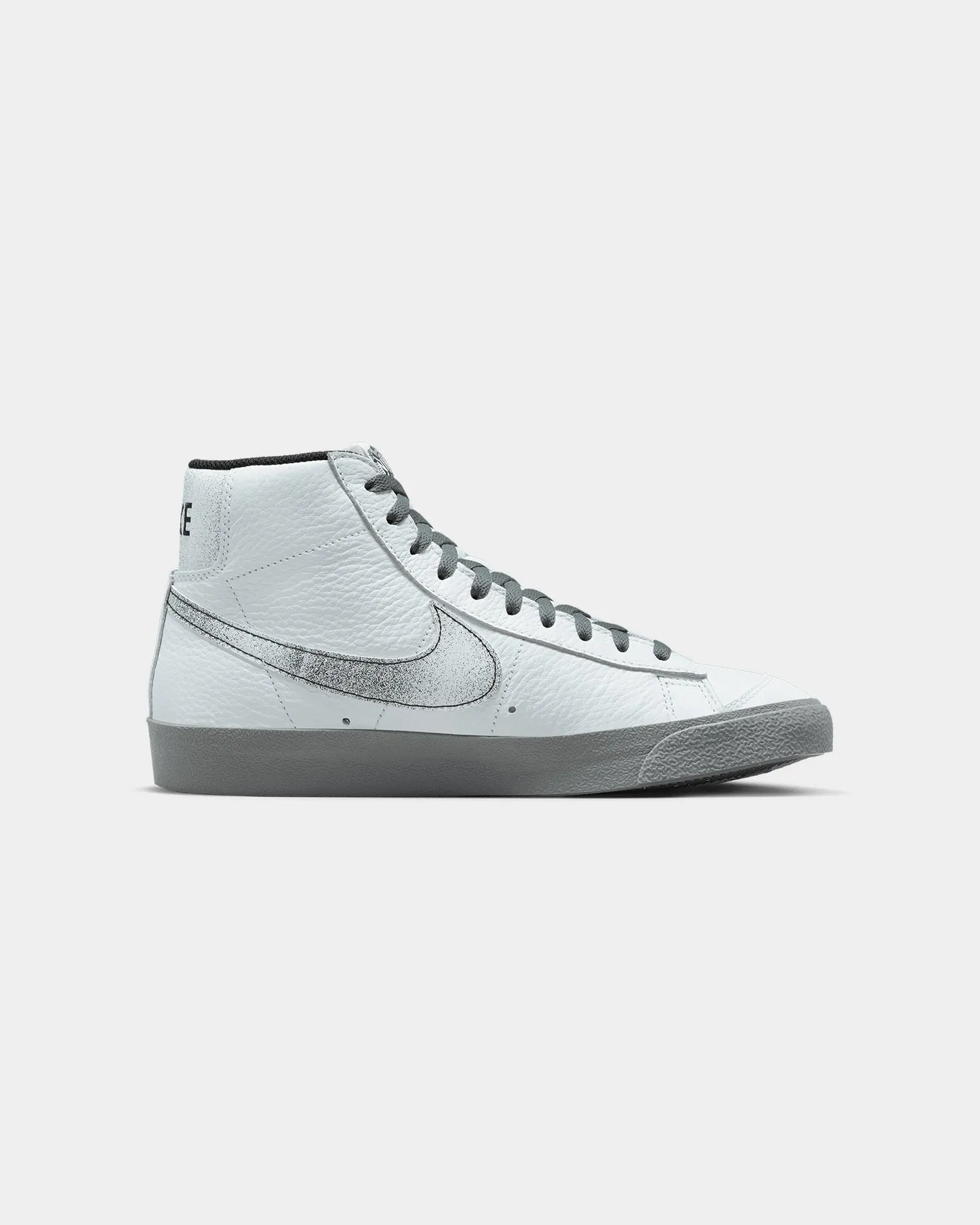 All-around cushioning Nike Blazer Mid '77 "50 Years of Hip-Hop" White/Smoke Grey