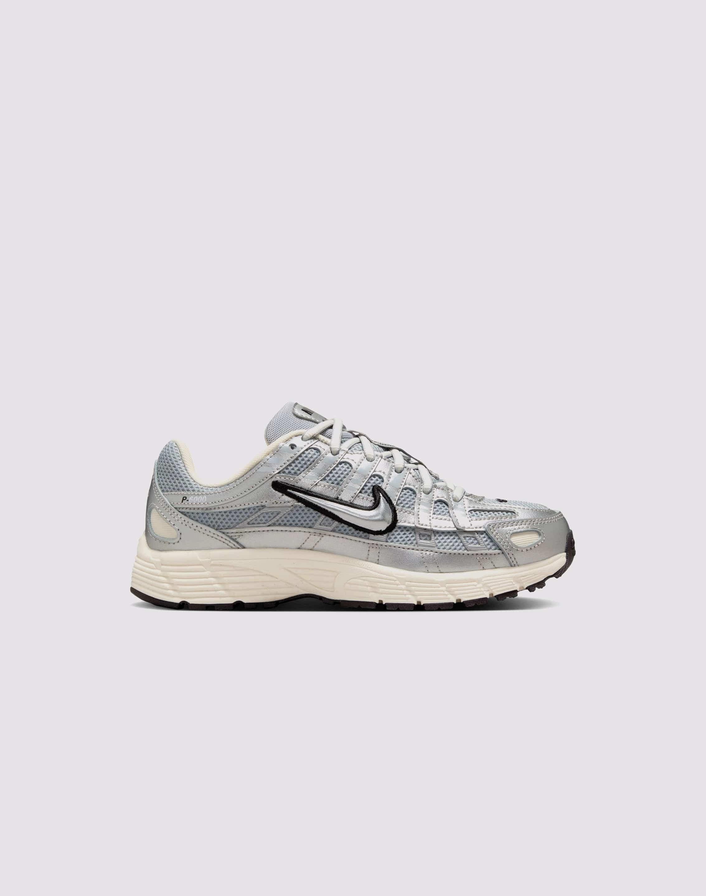 all - weather Energy Returning Foam Nike P-6000 Grade-School