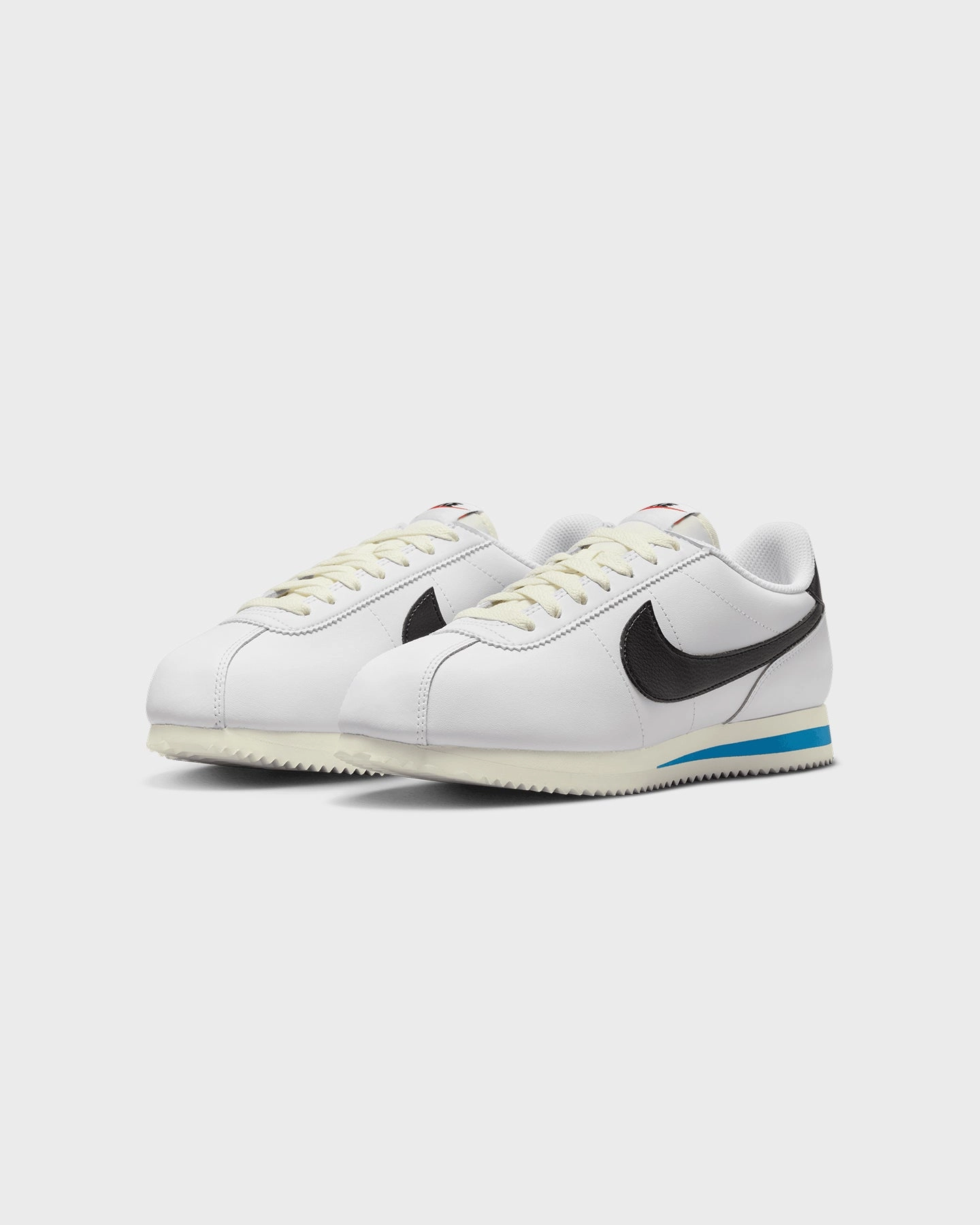Nike Women's Cortez White/Black-LT wide - fit
