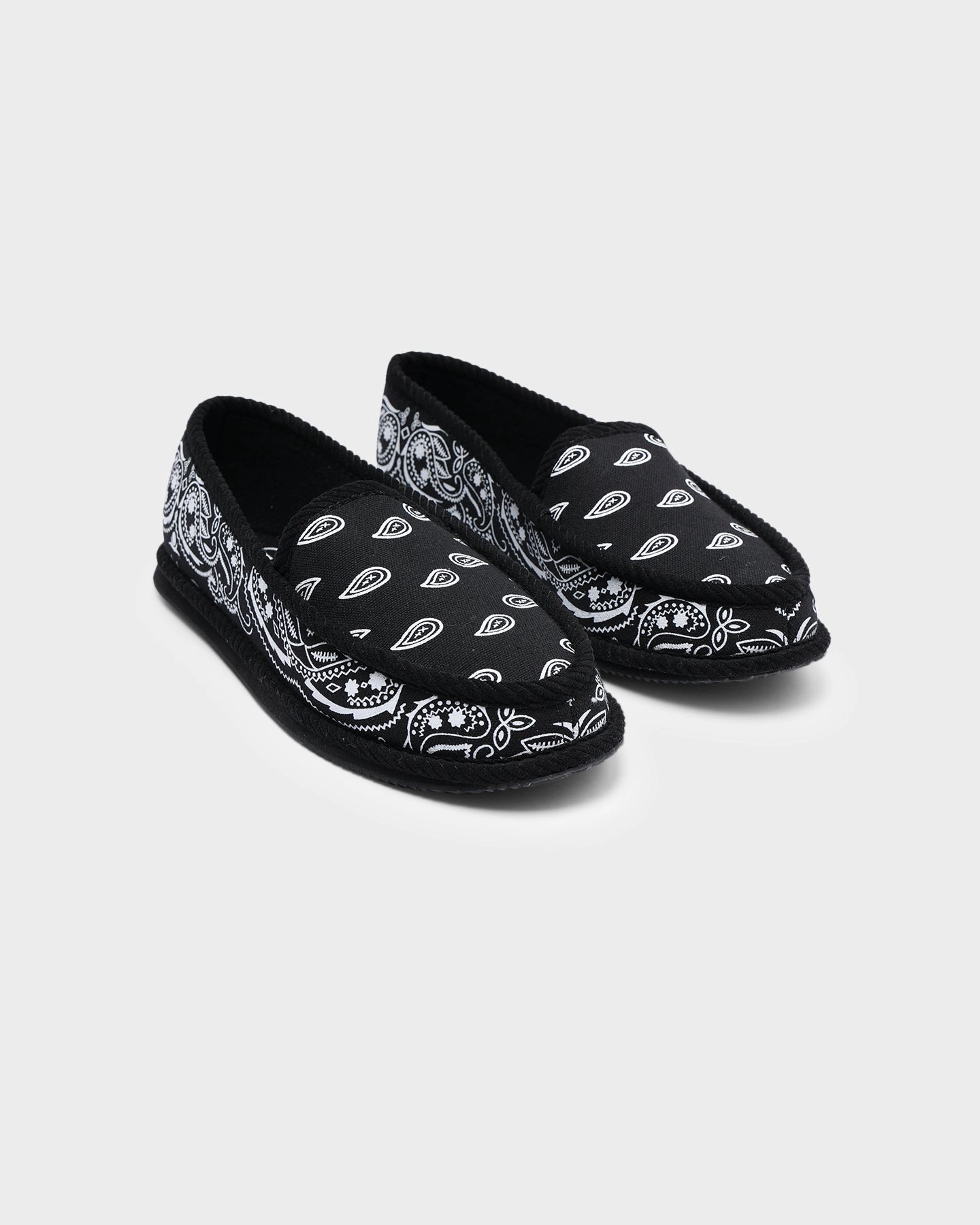 Goat Crew Bandana Slipper Black/White Trend-setting
