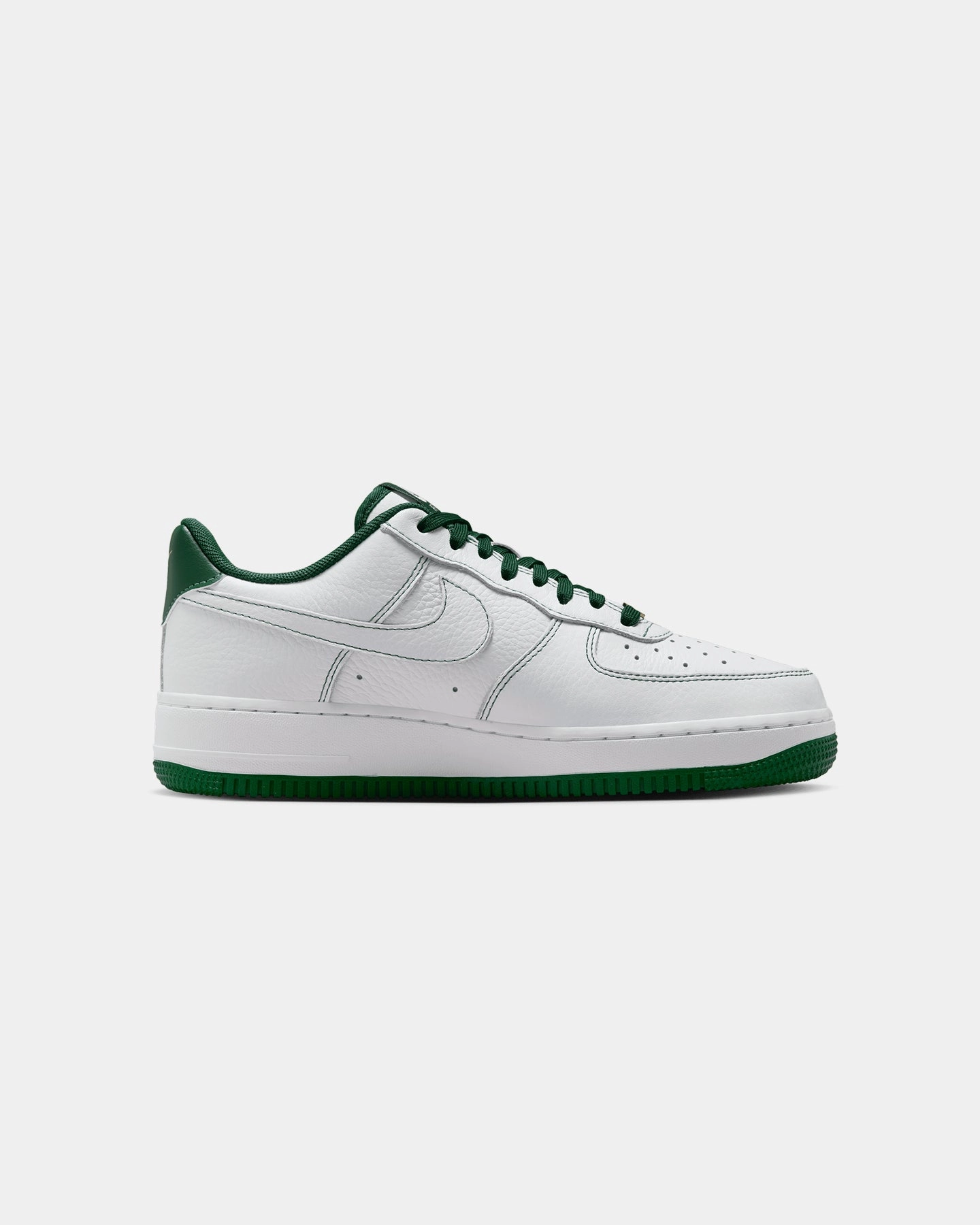 Bold flair Nike Women's Air Force 1 '07 "Mini Jewel" White/Green