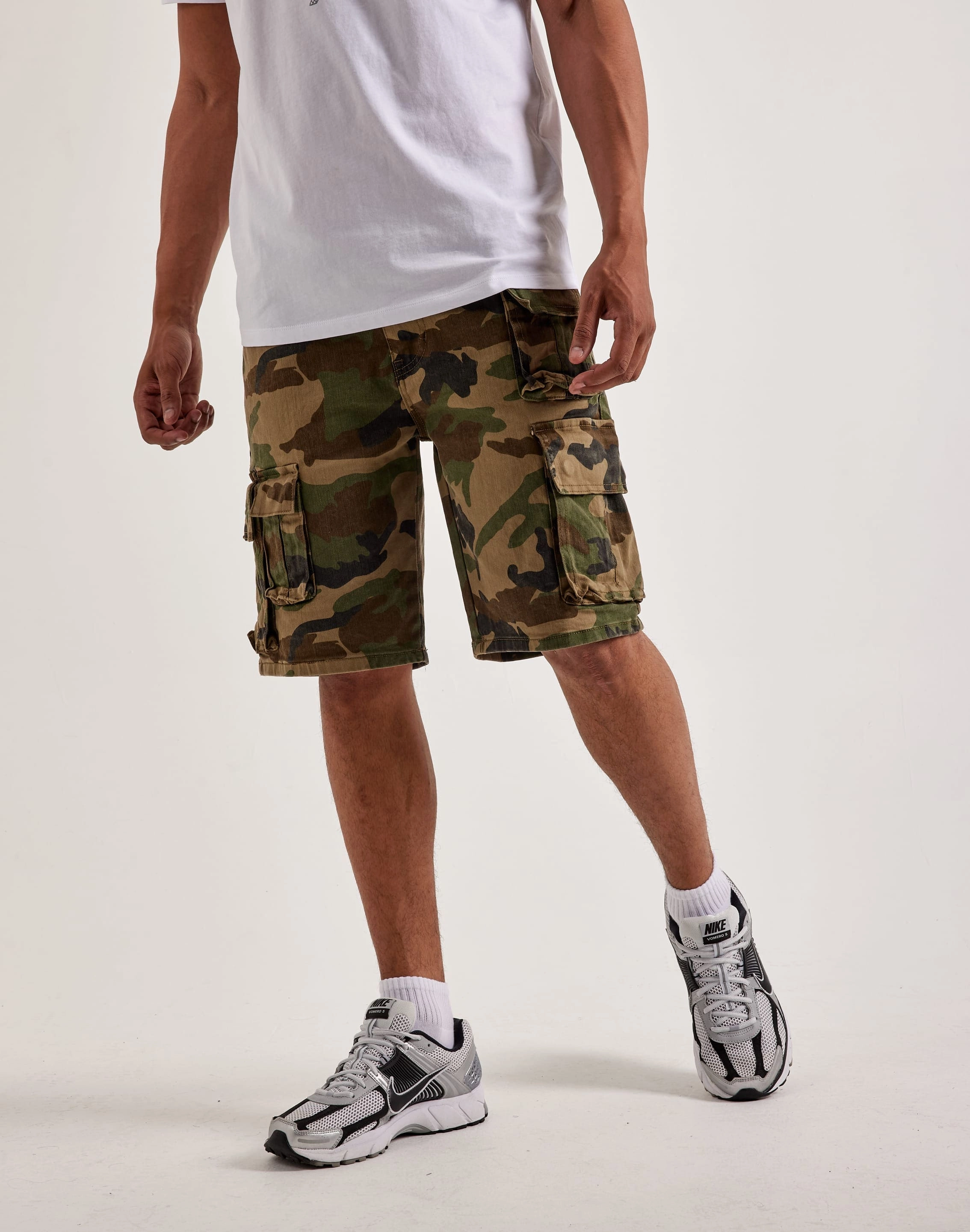 absorbing Smoke Rise Cargo Shorts