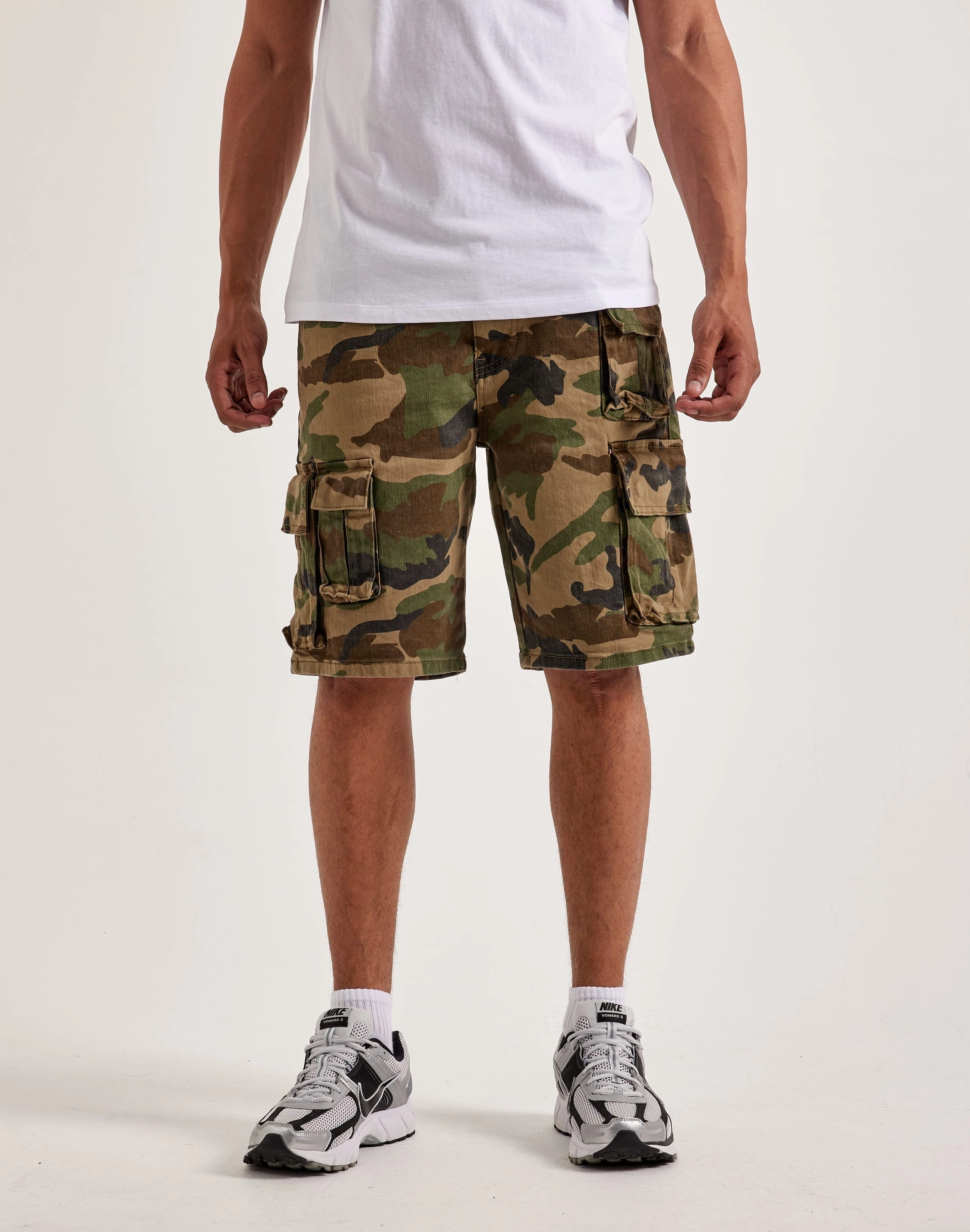 Smoke Rise Cargo Shorts midsole Trustworthy