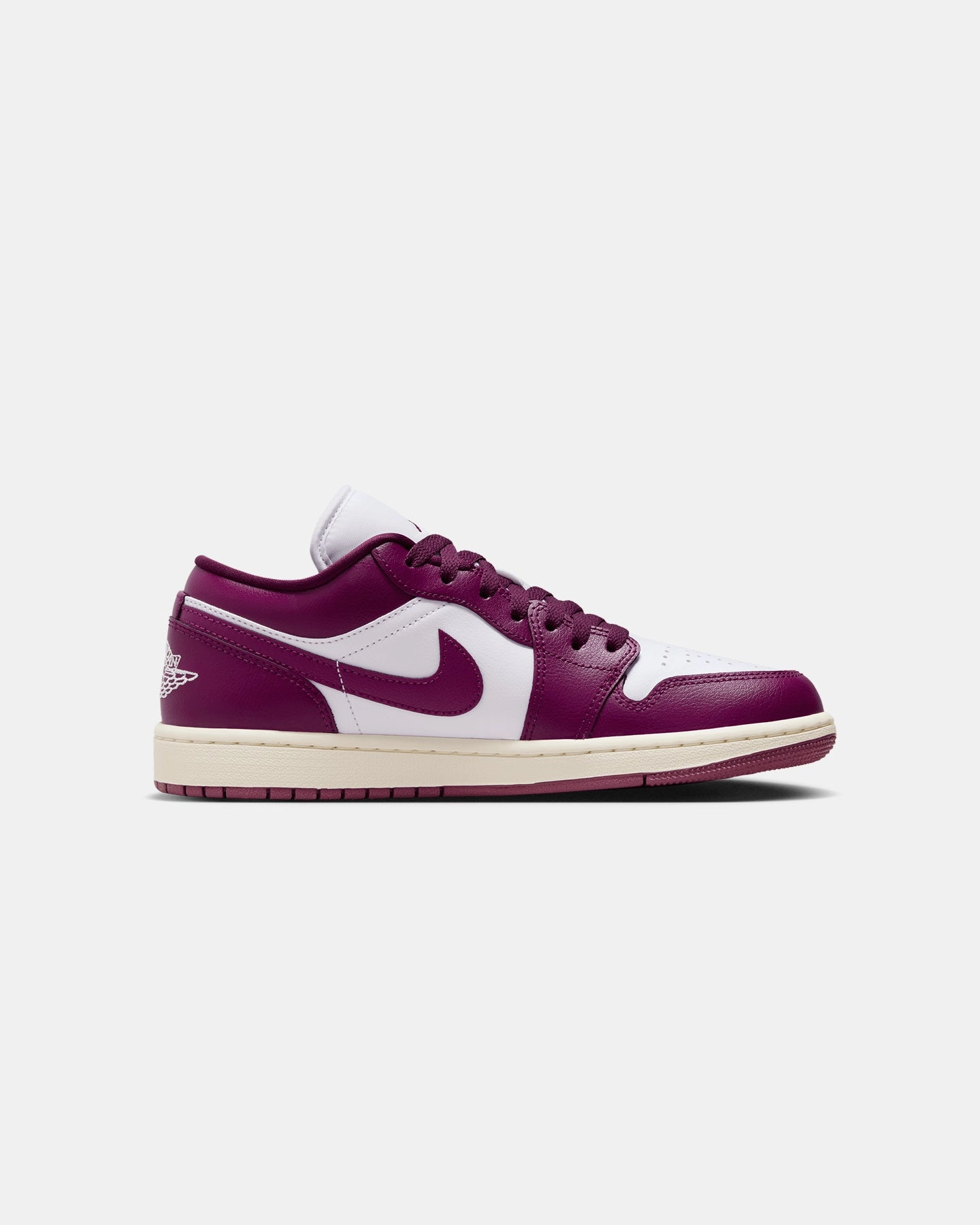 Contoured Sole Anti - fatigue Jordan Women's Air Jordan 1 Low "Fireberry" White/Bordeaux