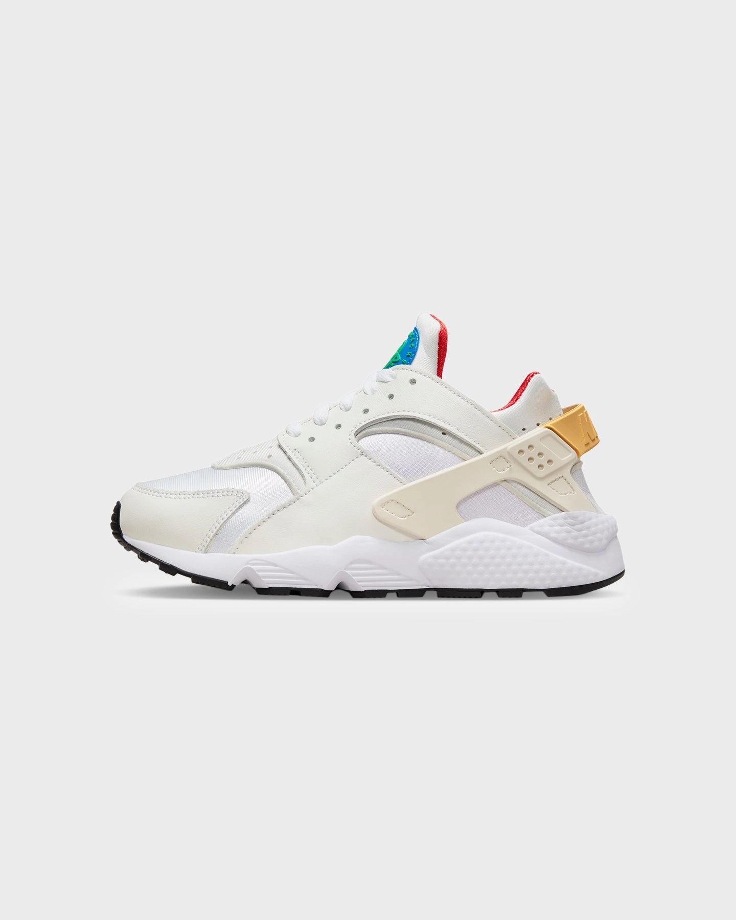 Wrinkle-Resistant Ventilation Ports Nike Women's Air Huarache White/Stadium Green