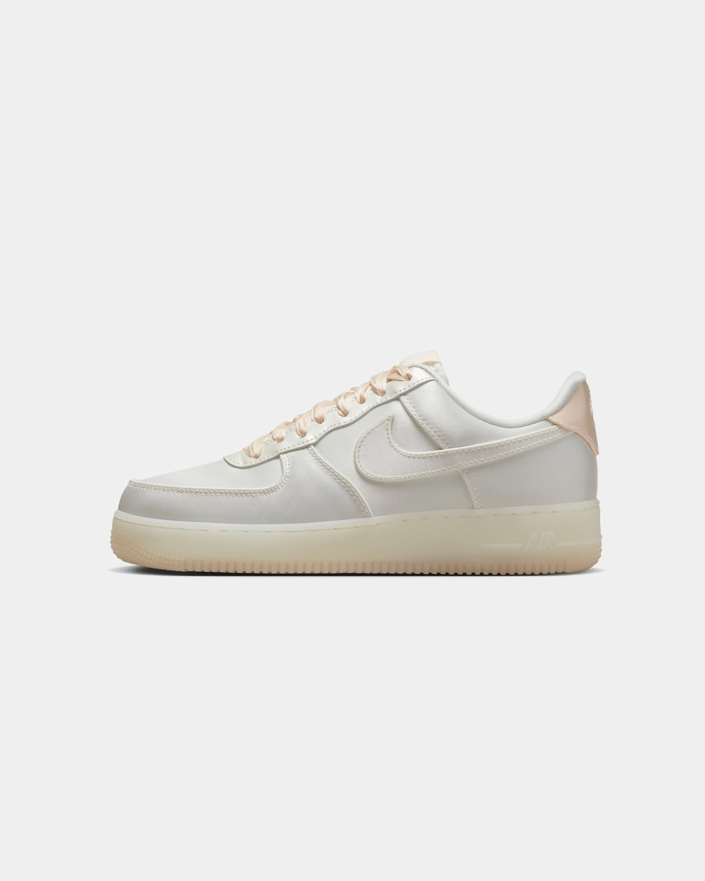 Stretchy Upgraded look Nike Women's Air Force 1 '07 LV8 Sail/Sail